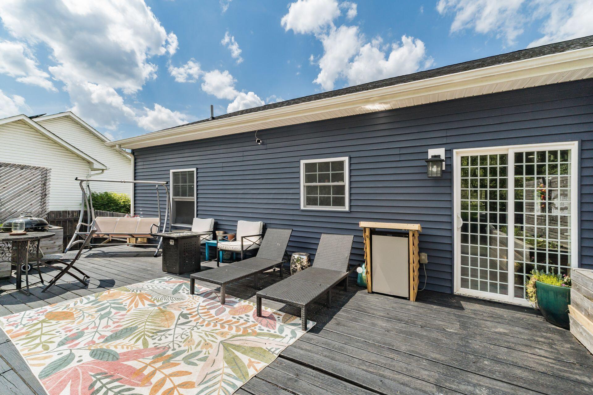 431 W Johnstown Road