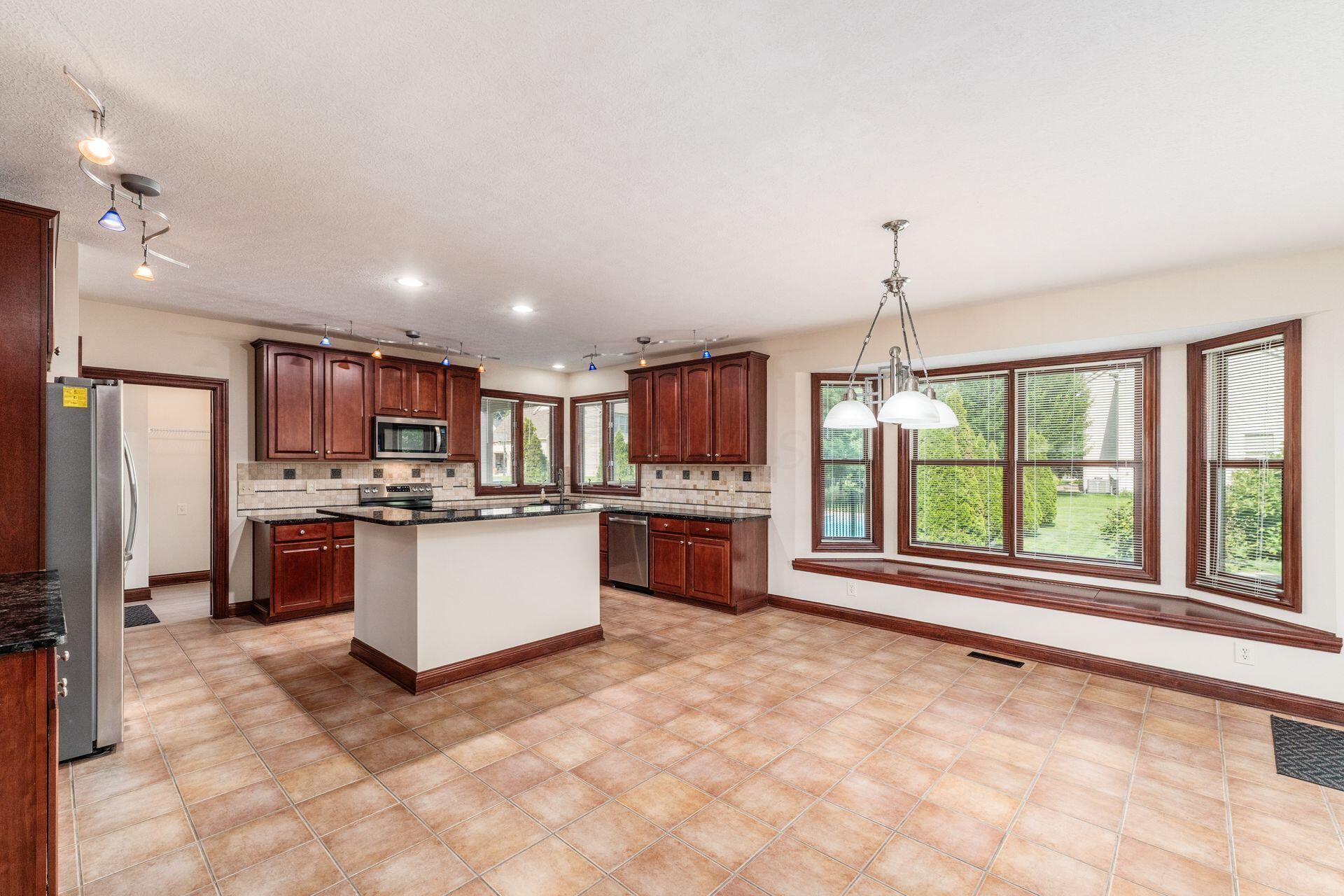 8540 Oakshire Drive