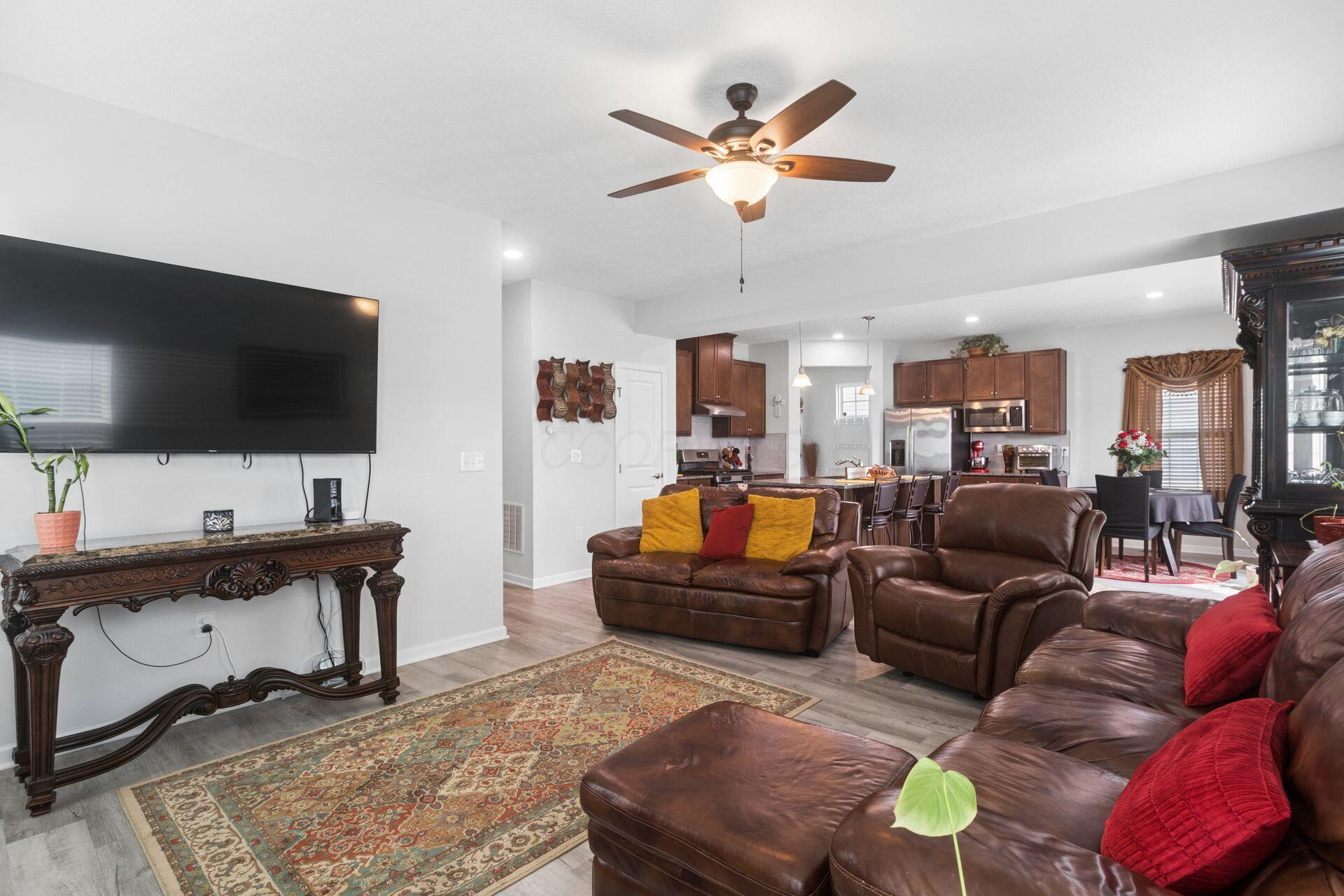 8425 Graystone Drive