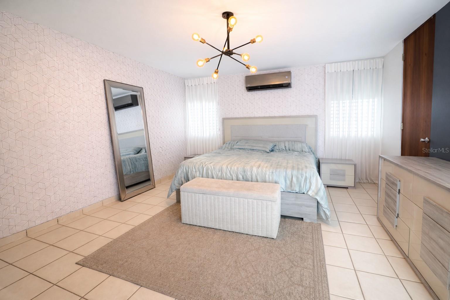 66 CAMINO LOS CEDROS