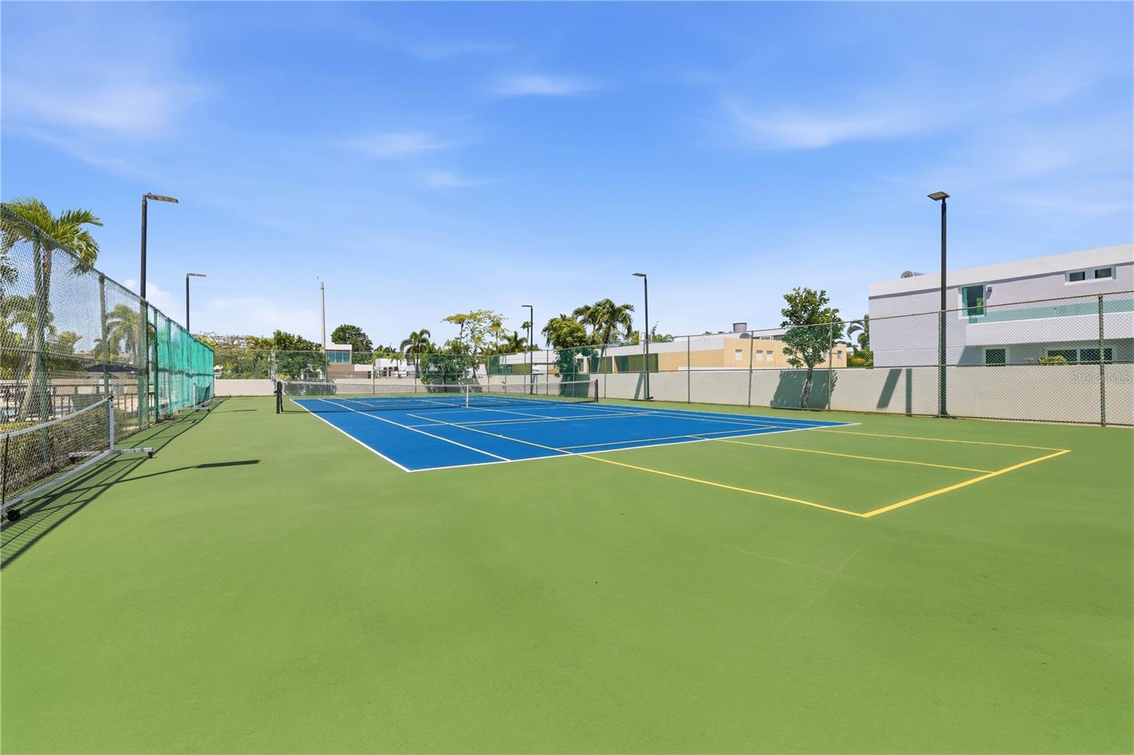 Calle Topasio CALLE TOPASIO