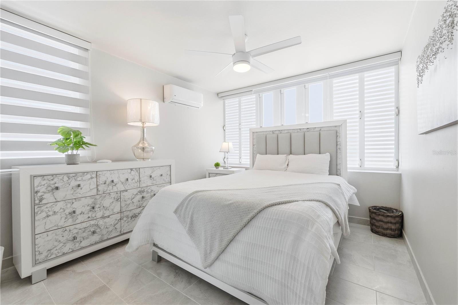 Calle Topasio CALLE TOPASIO