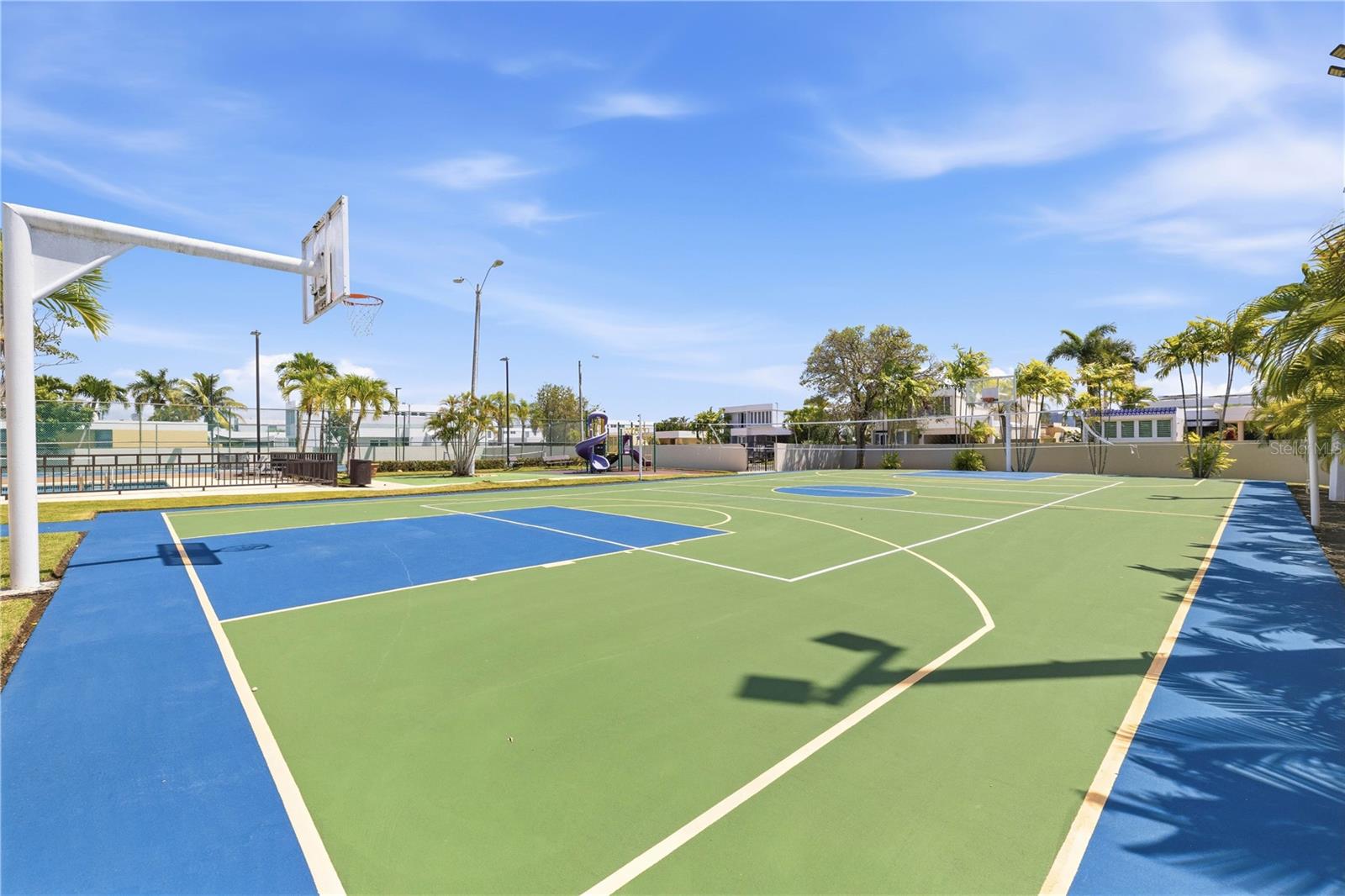 Calle Topasio CALLE TOPASIO