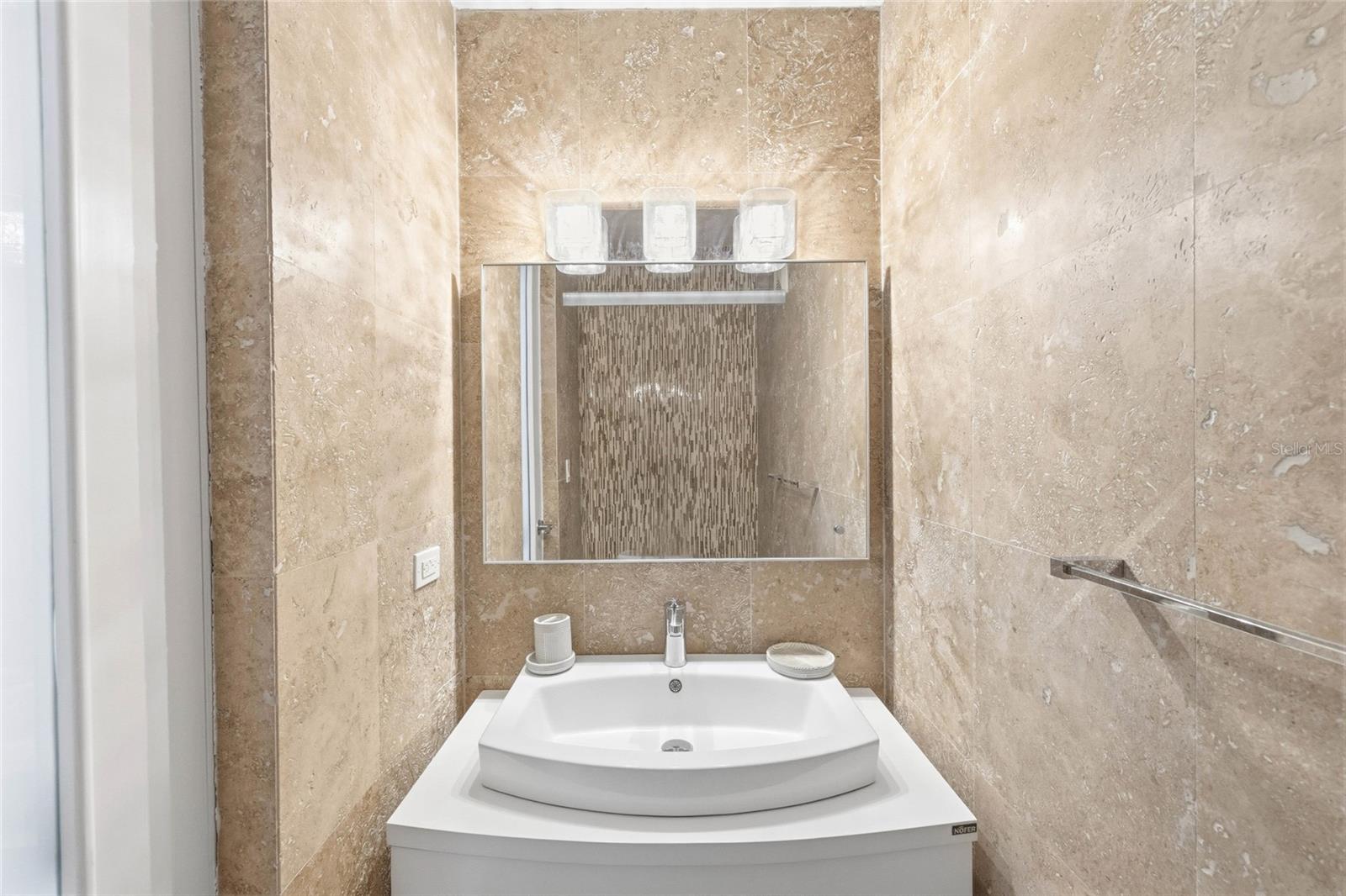 Calle Topasio CALLE TOPASIO