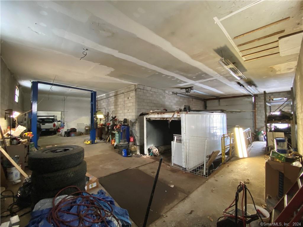 695 Windsor Street