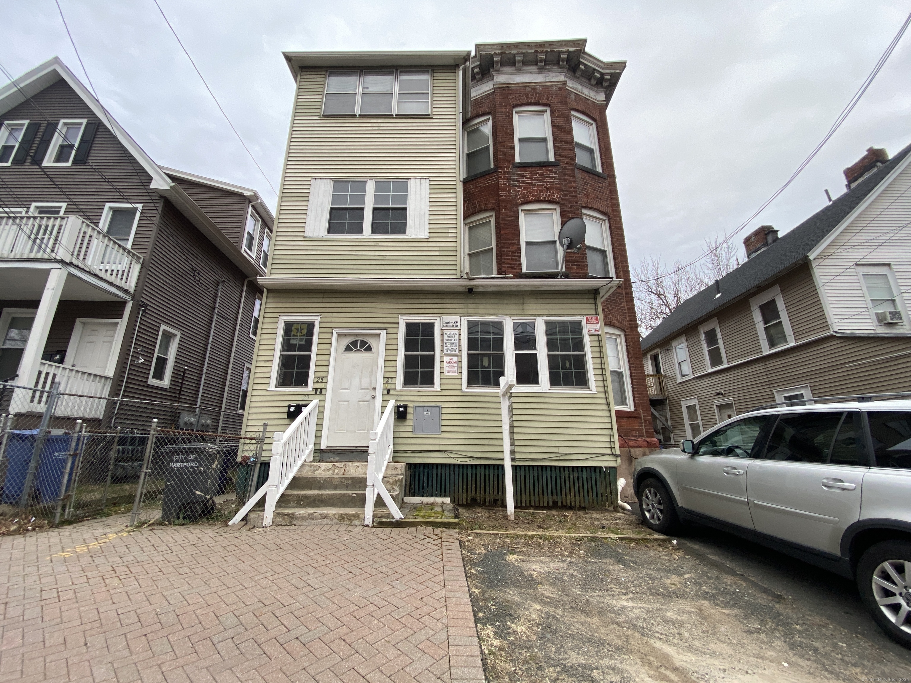 25-27 Elliott Street 3