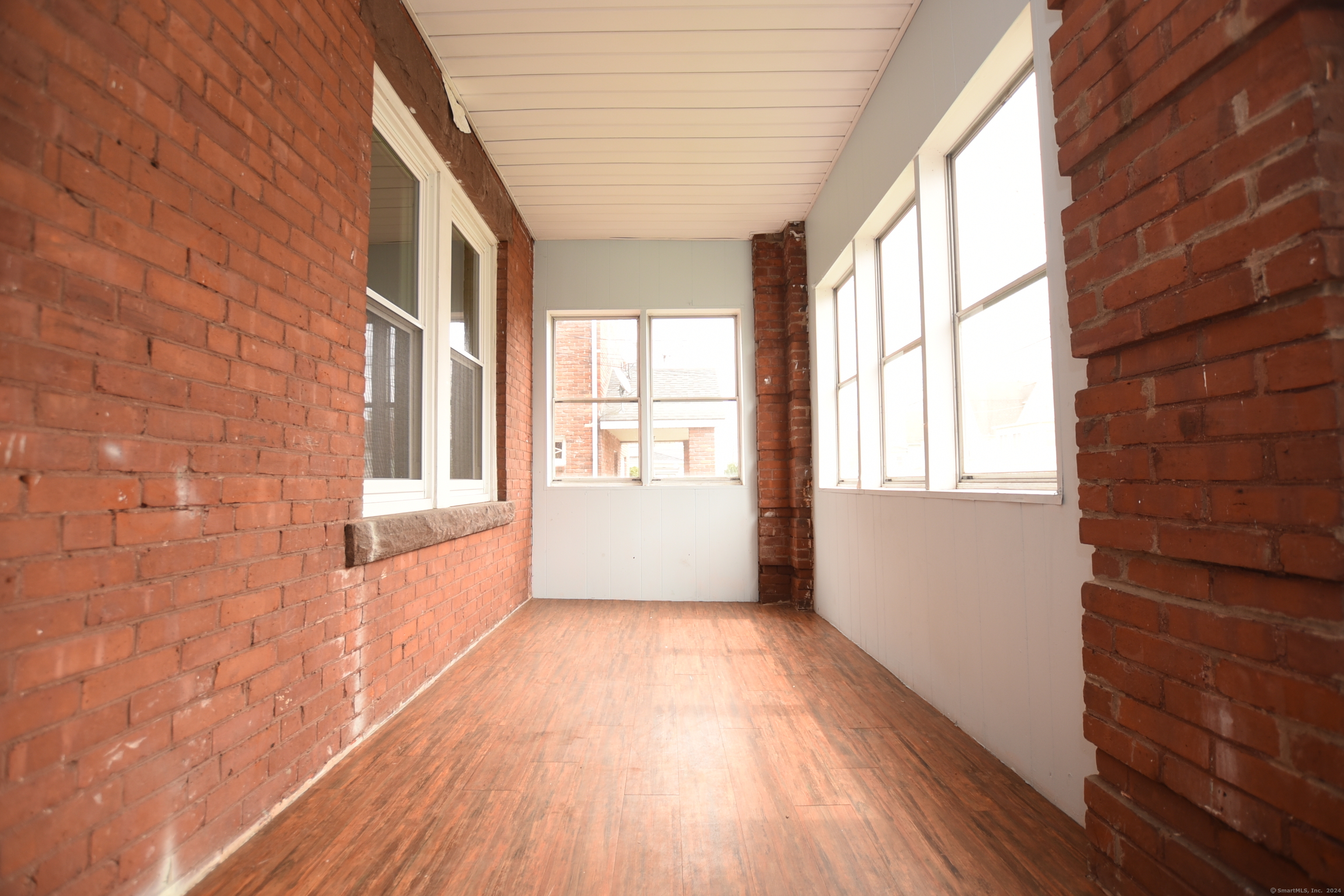 176 Adelaide Street