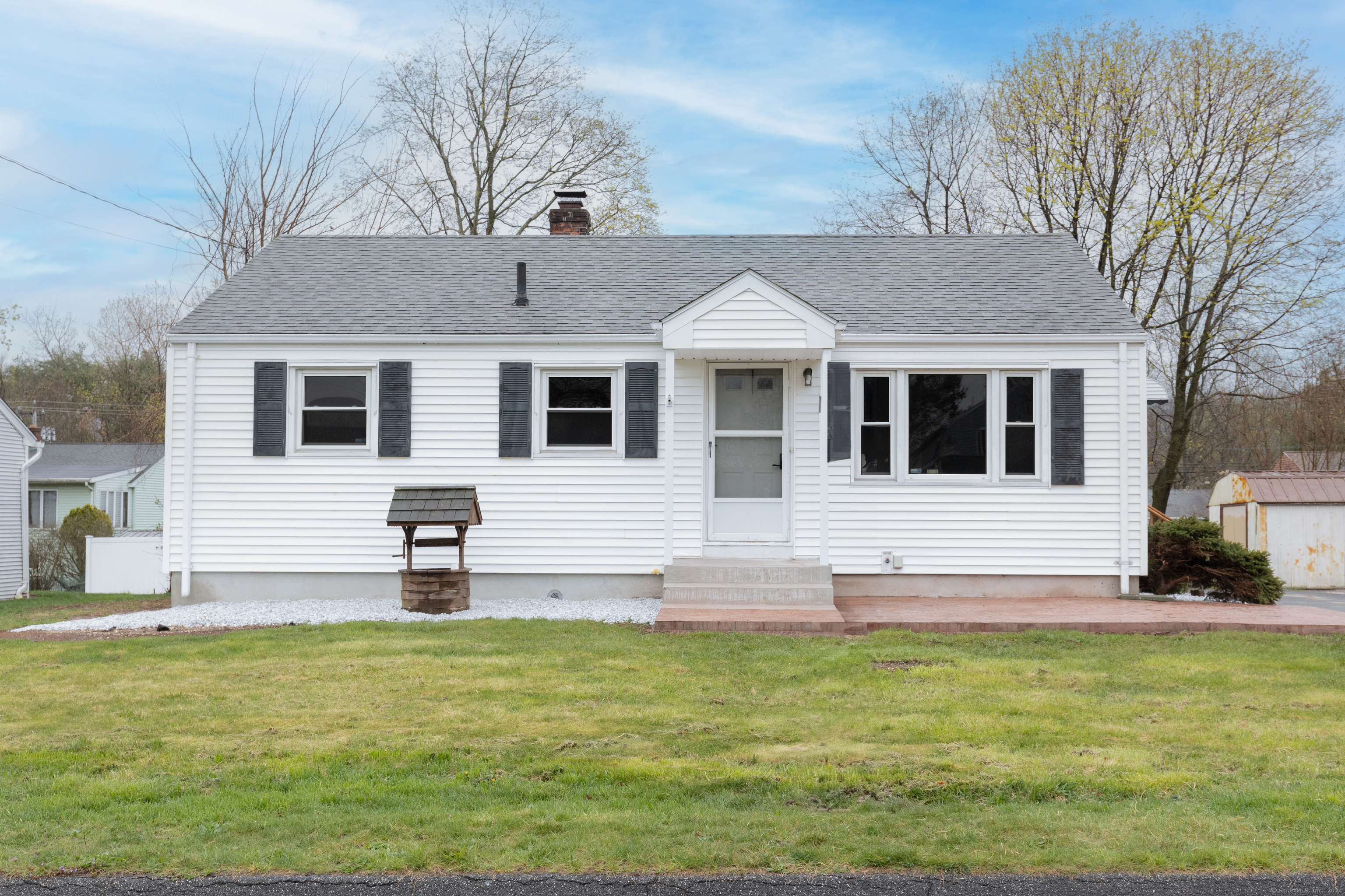 158 Round Hill Road