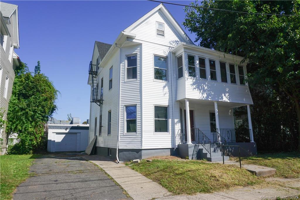 40 Woodland Street