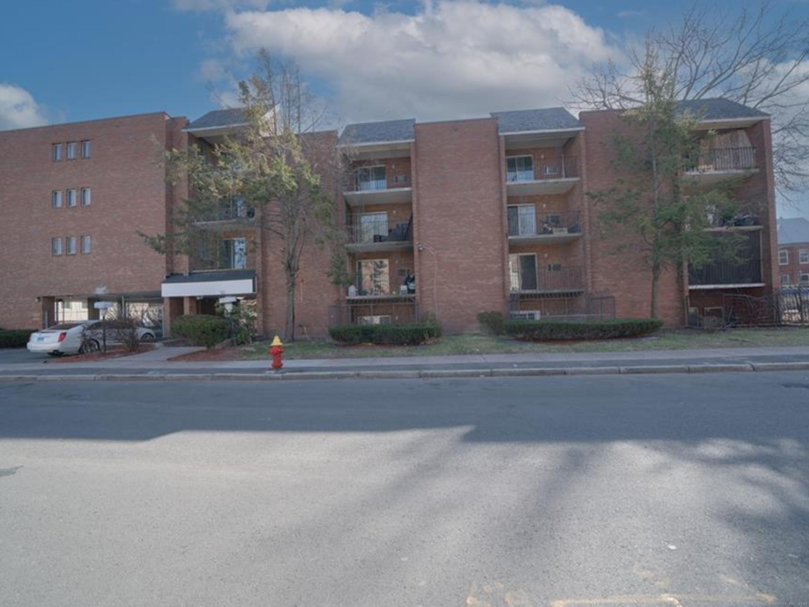 20 May Street APT 206