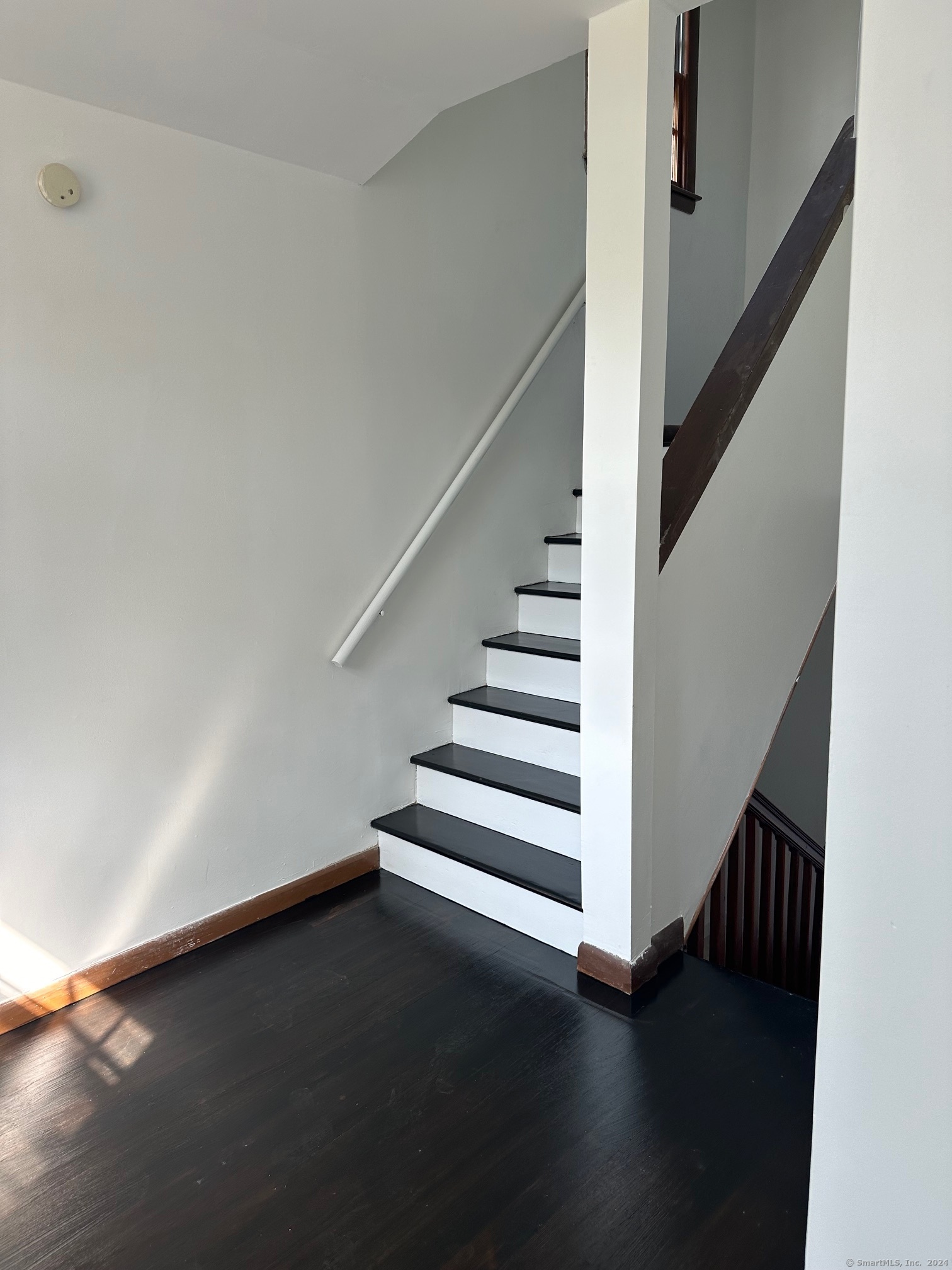 271 Vine Street