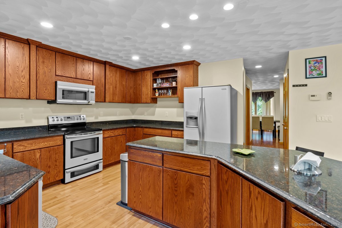 86 Leavitt Road