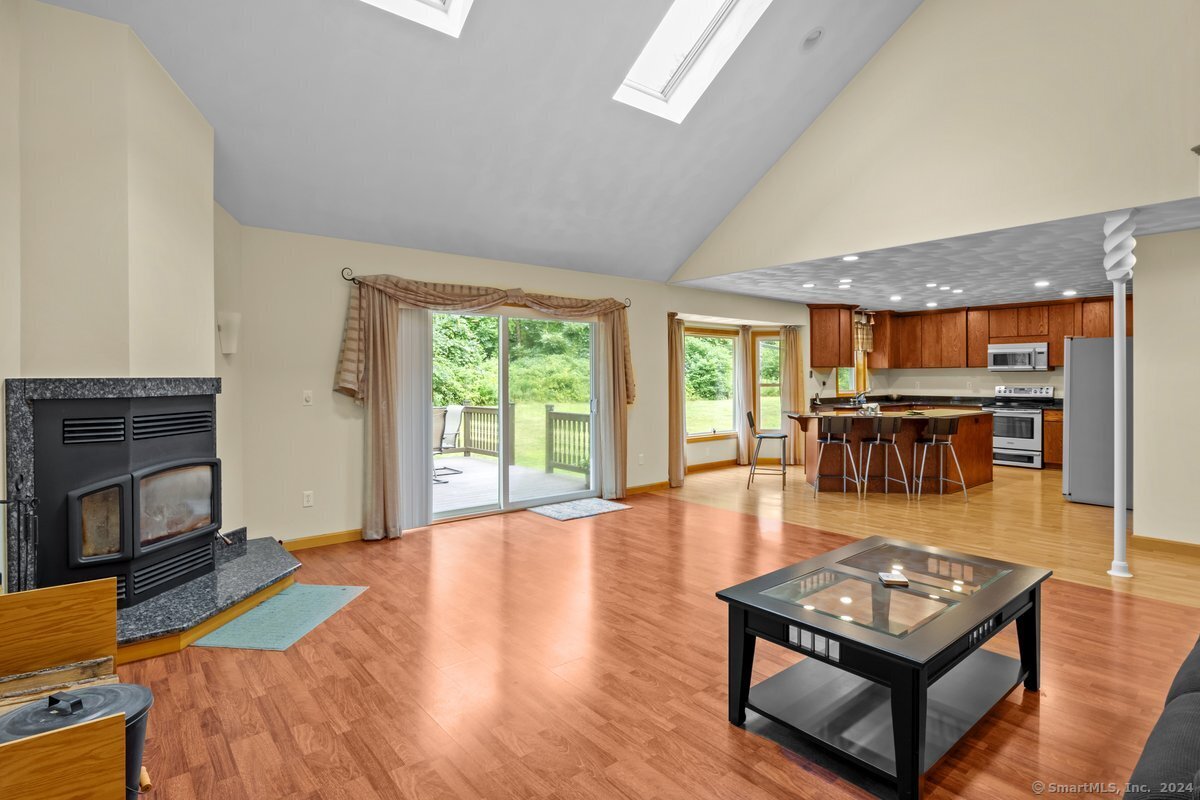 86 Leavitt Road