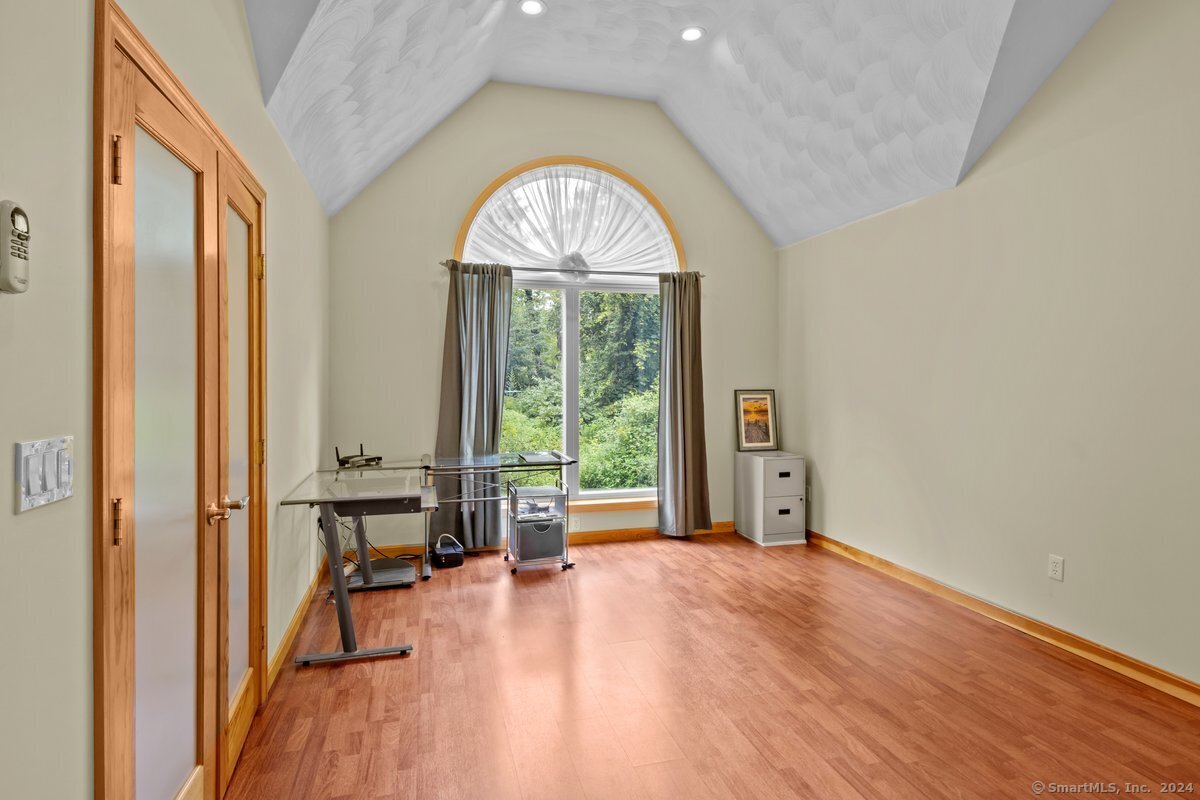 86 Leavitt Road