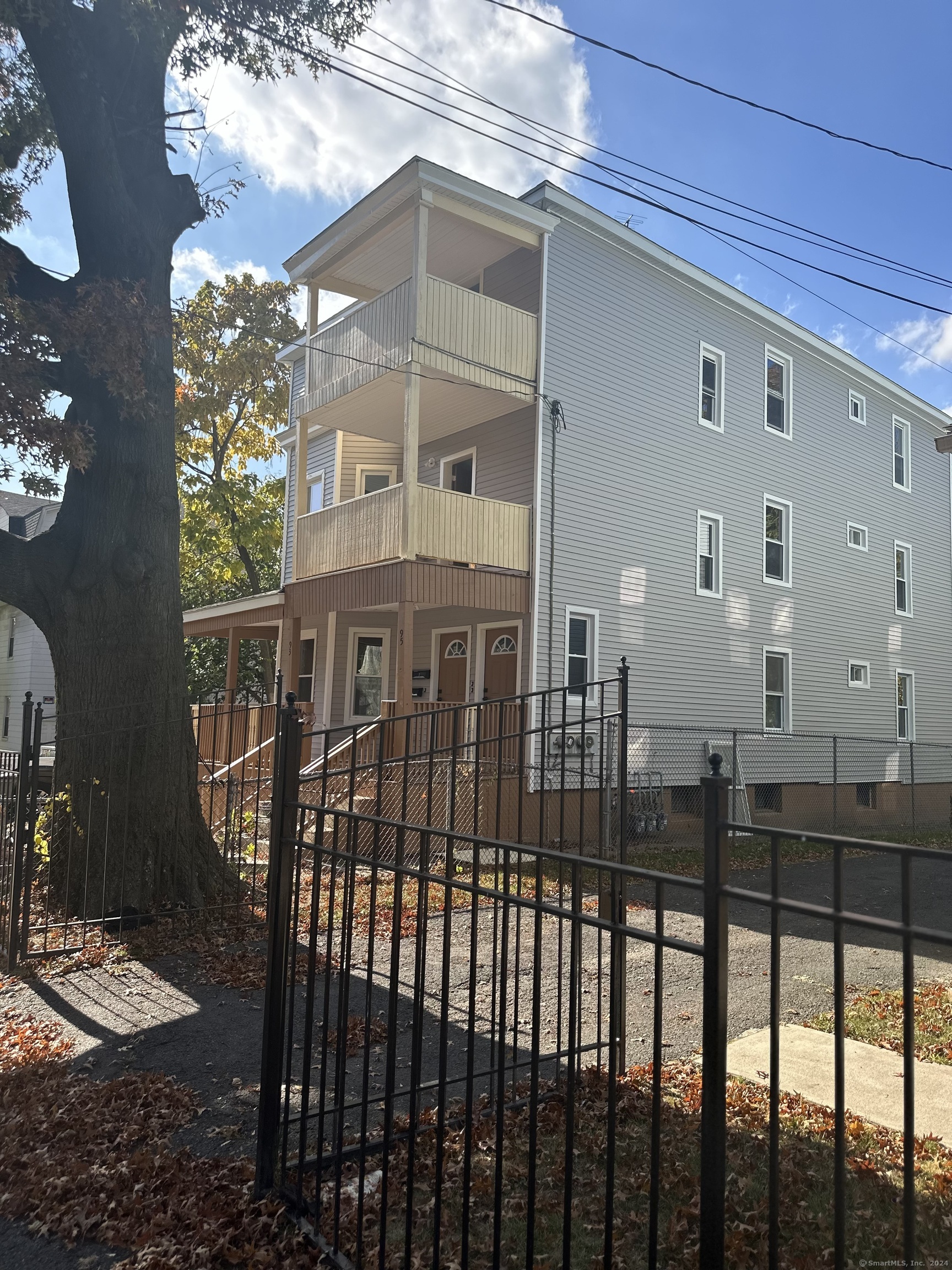 93-95 Enfield Street