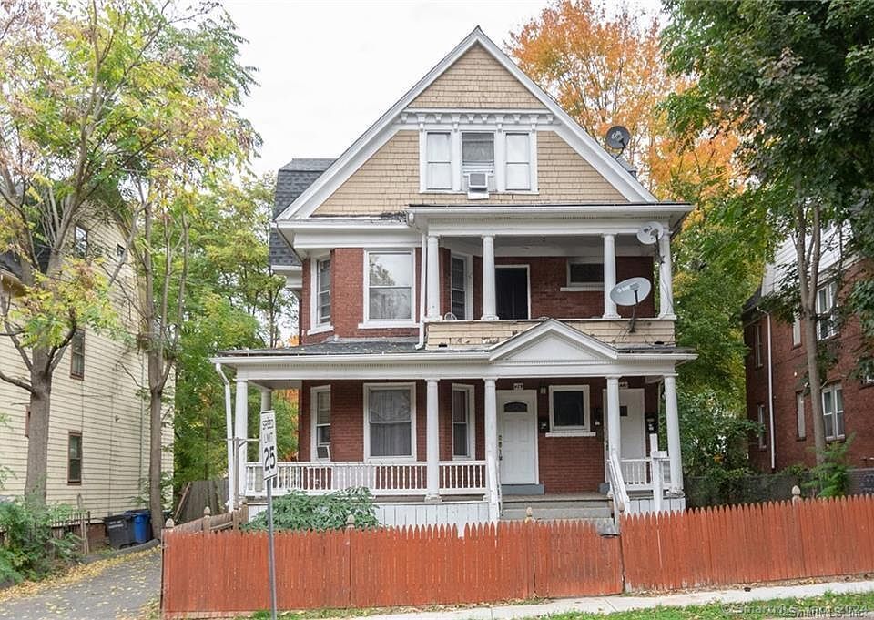 479 Edgewood Street