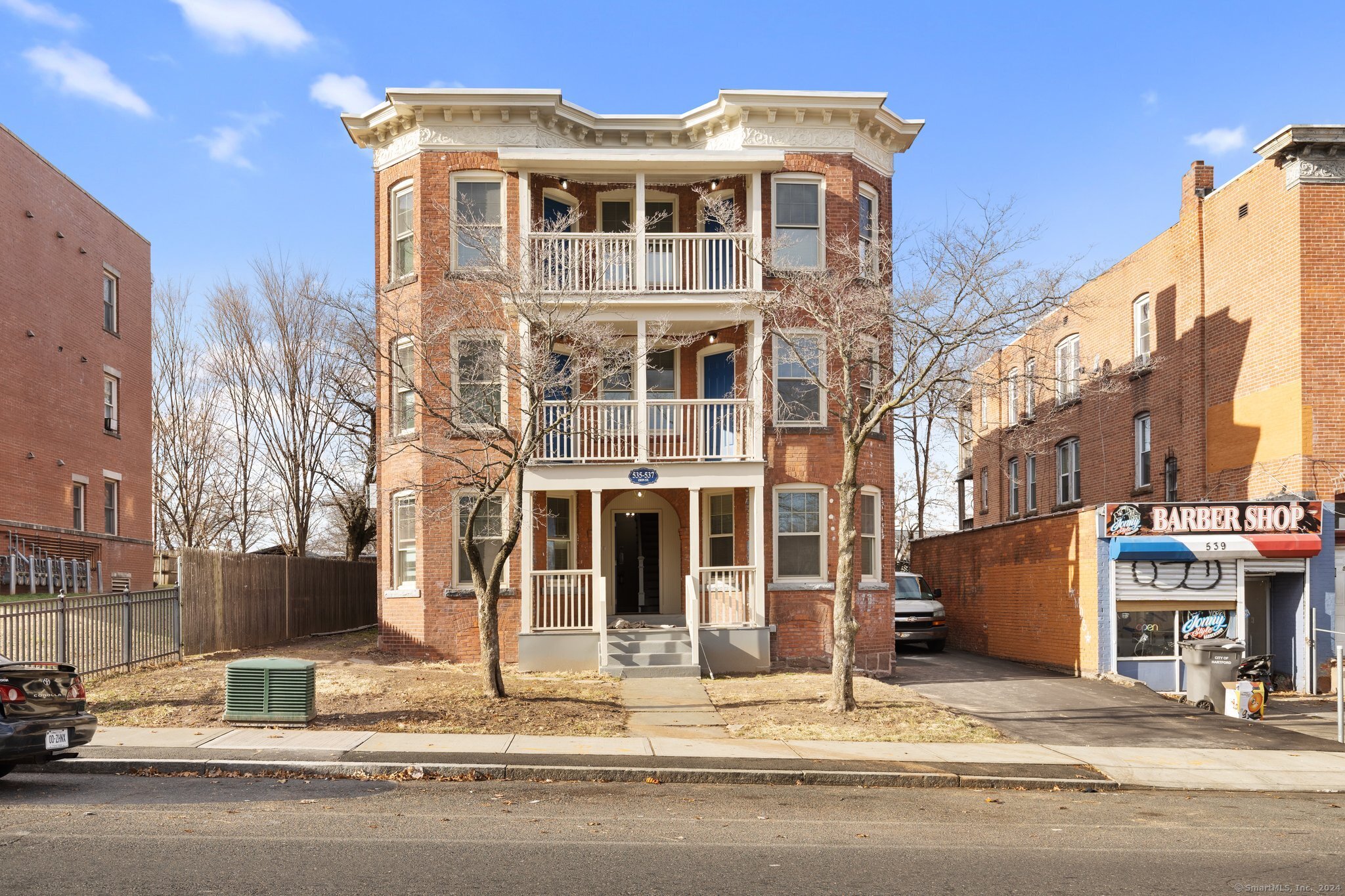 535 Zion Street 4