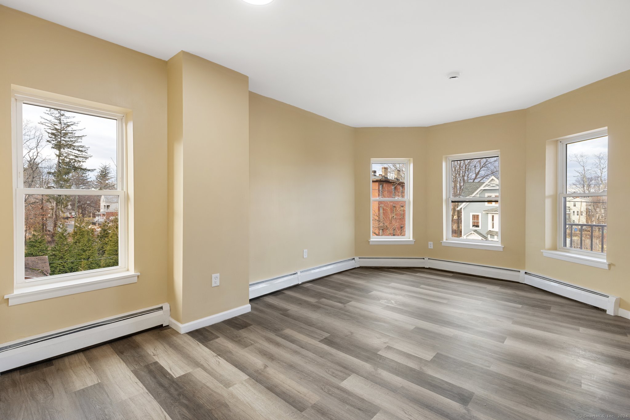 31-33 Capen Street
