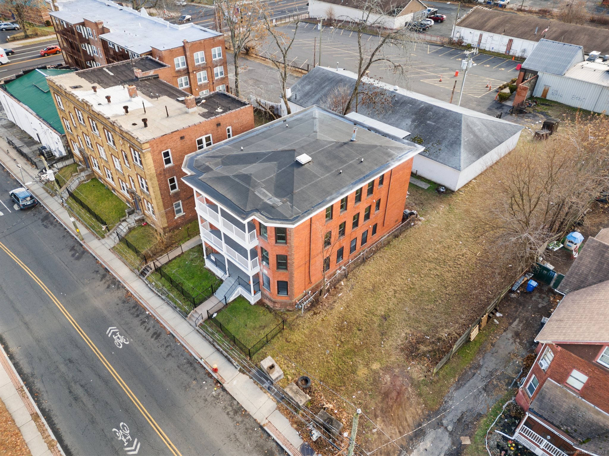 31-33 Capen Street