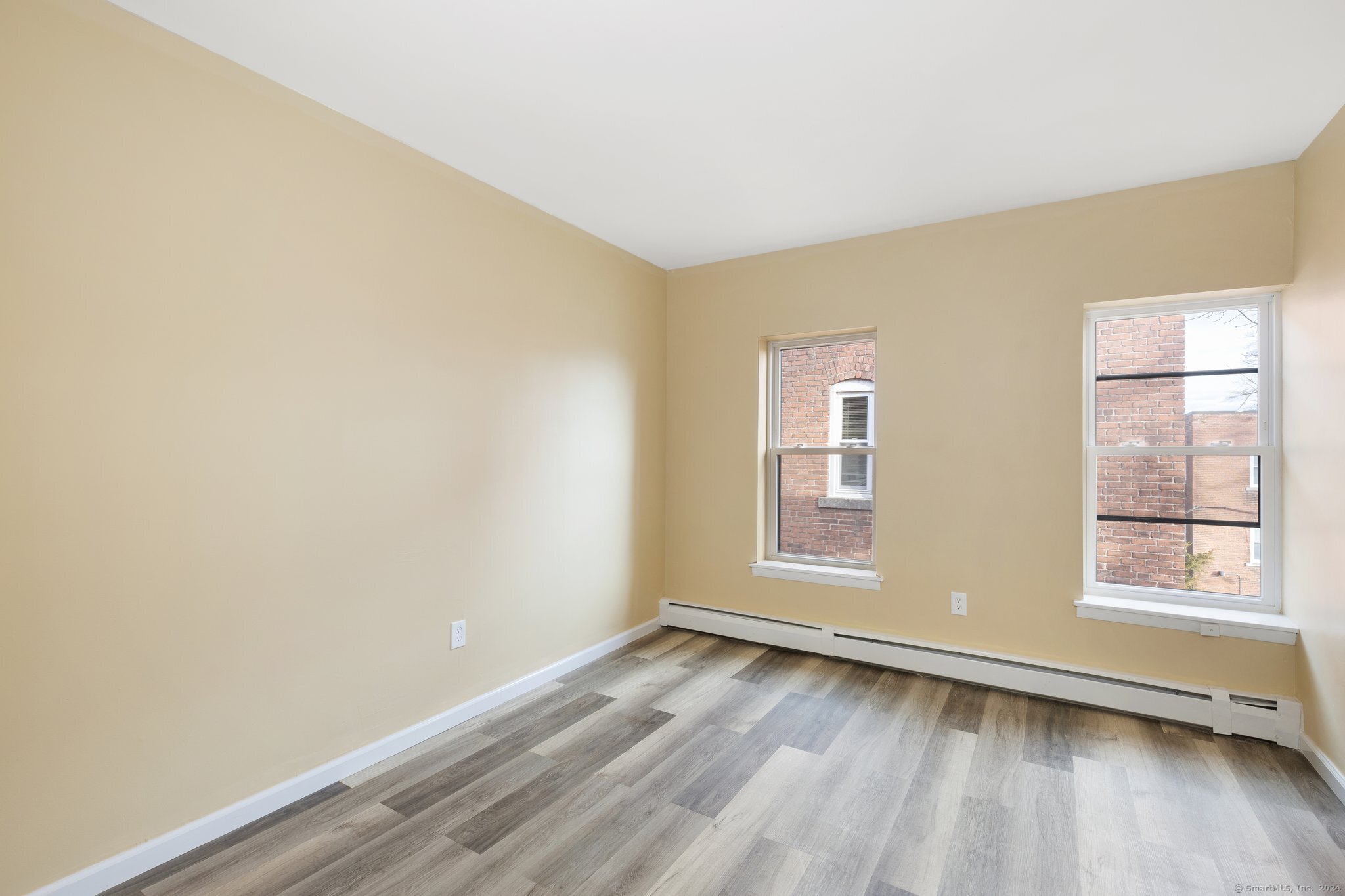 31-33 Capen Street