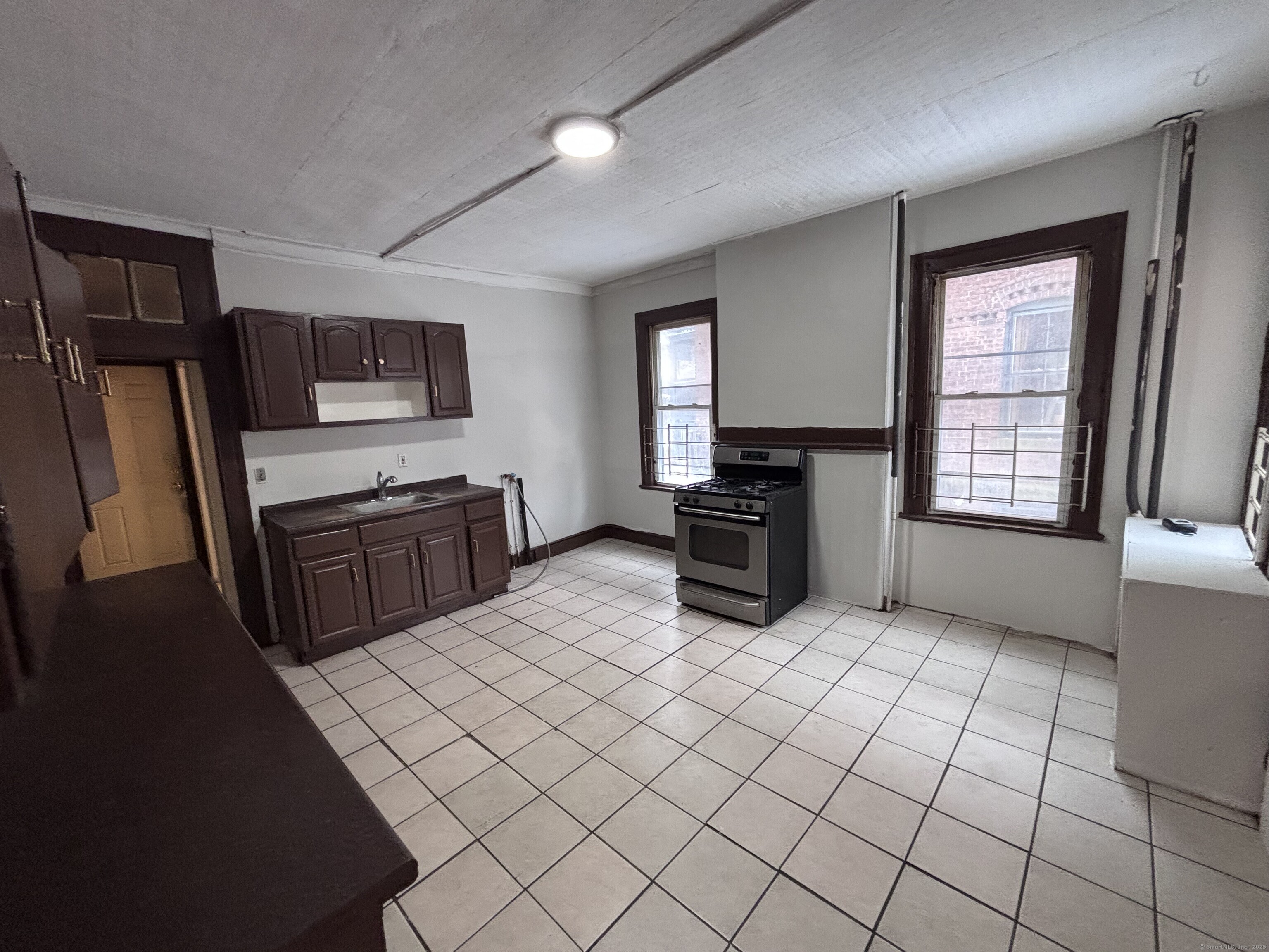 248 Putnam Street 1st Floor