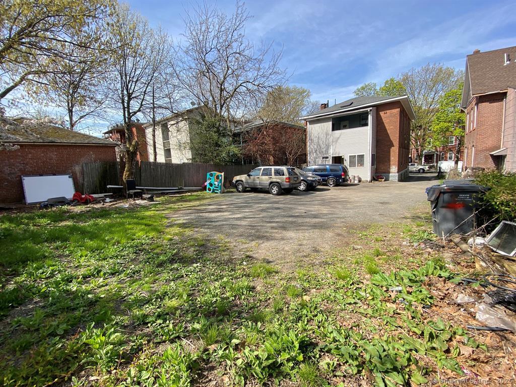 248 Putnam Street 1st Floor