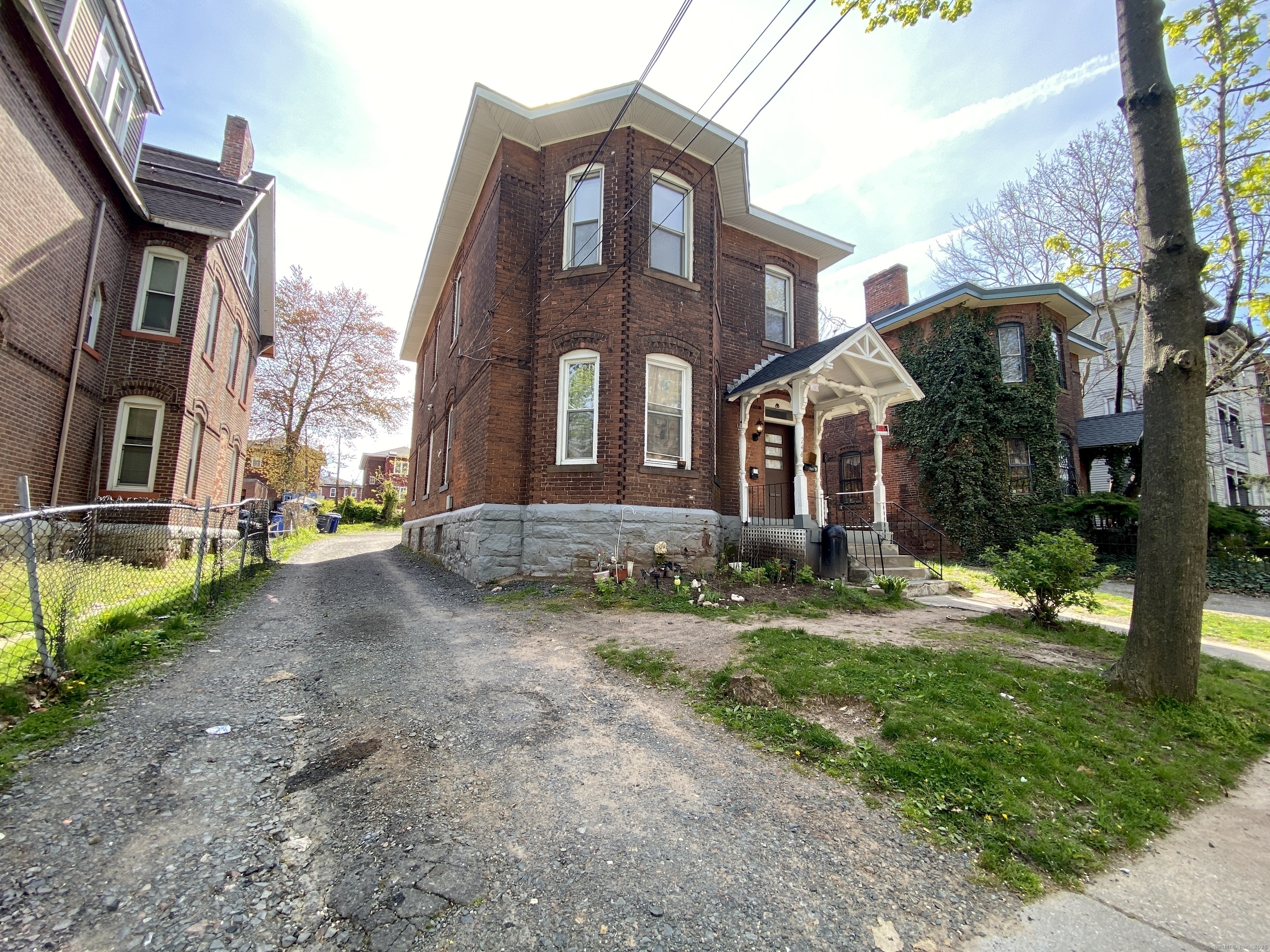 248 Putnam Street 1st Floor