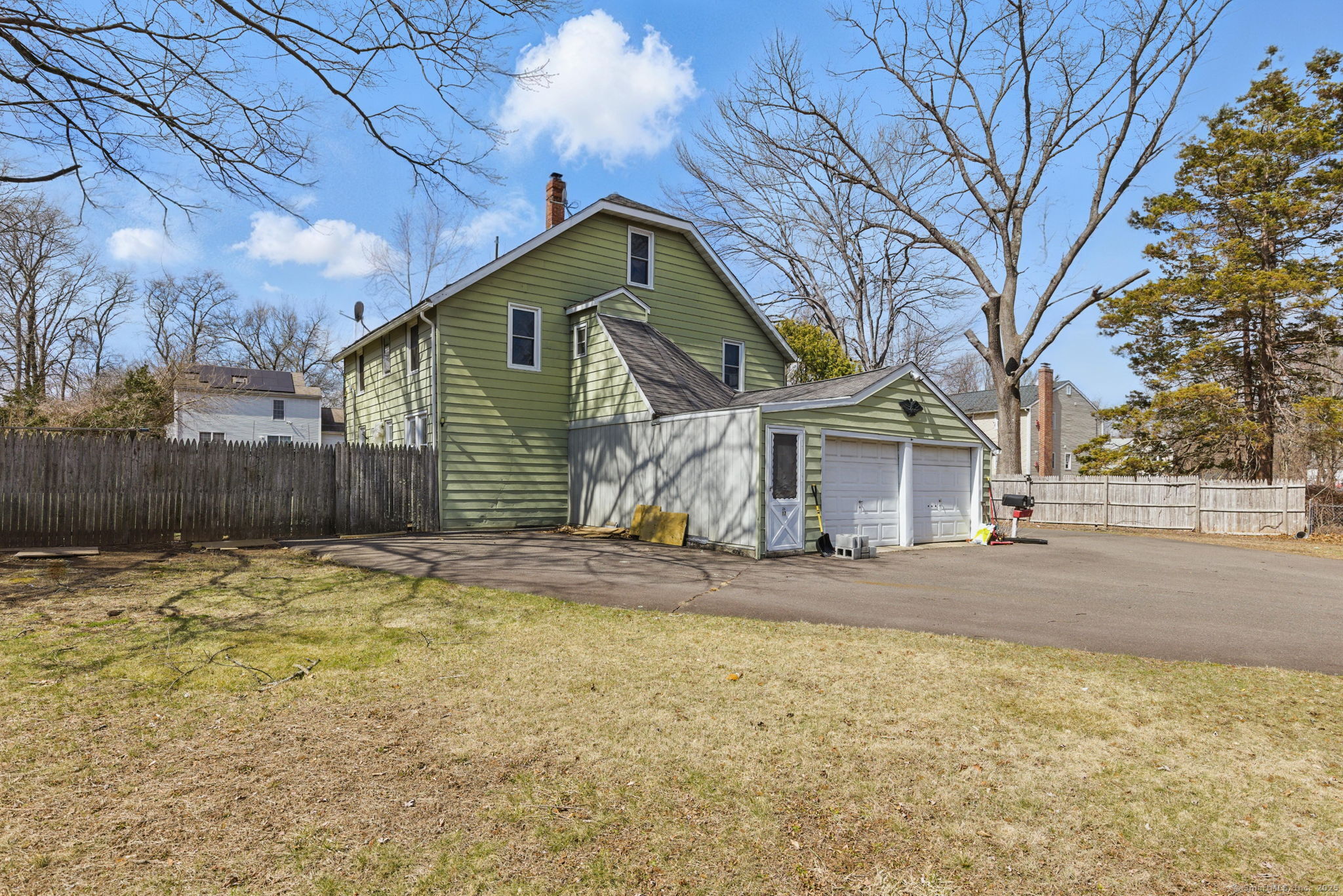 17 Lownds Drive 2