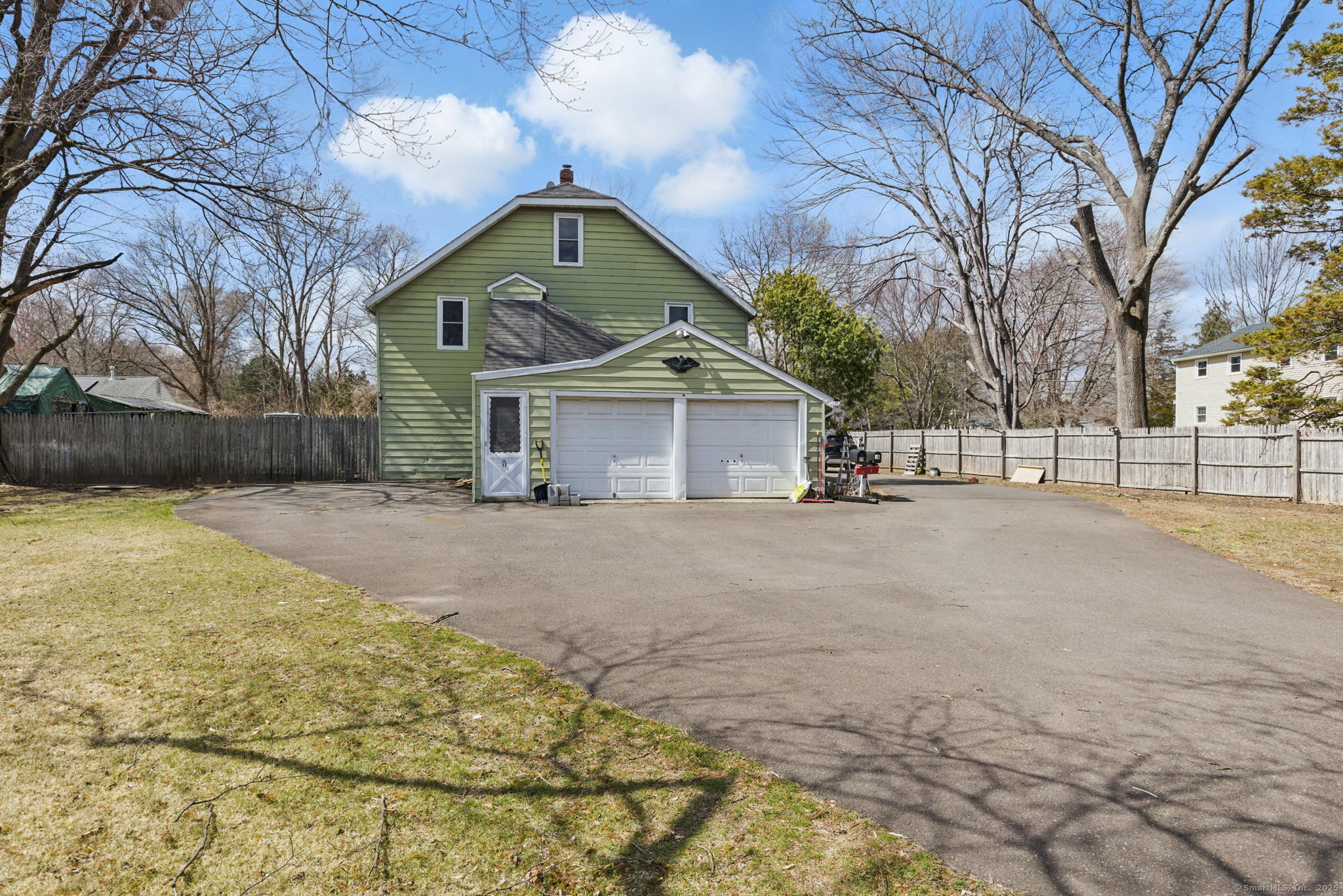 17 Lownds Drive 2