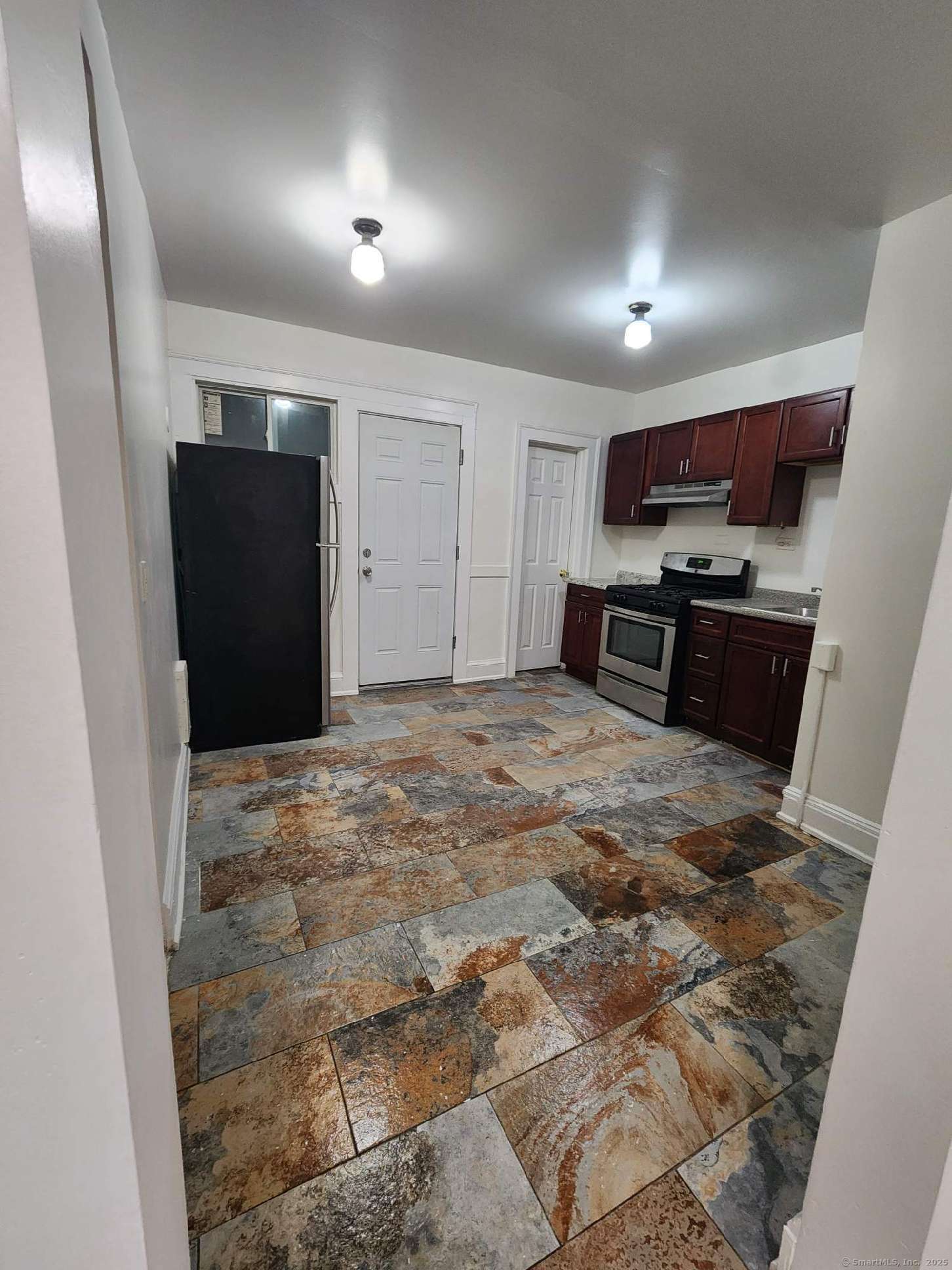 469 Wethersfield Avenue A-1
