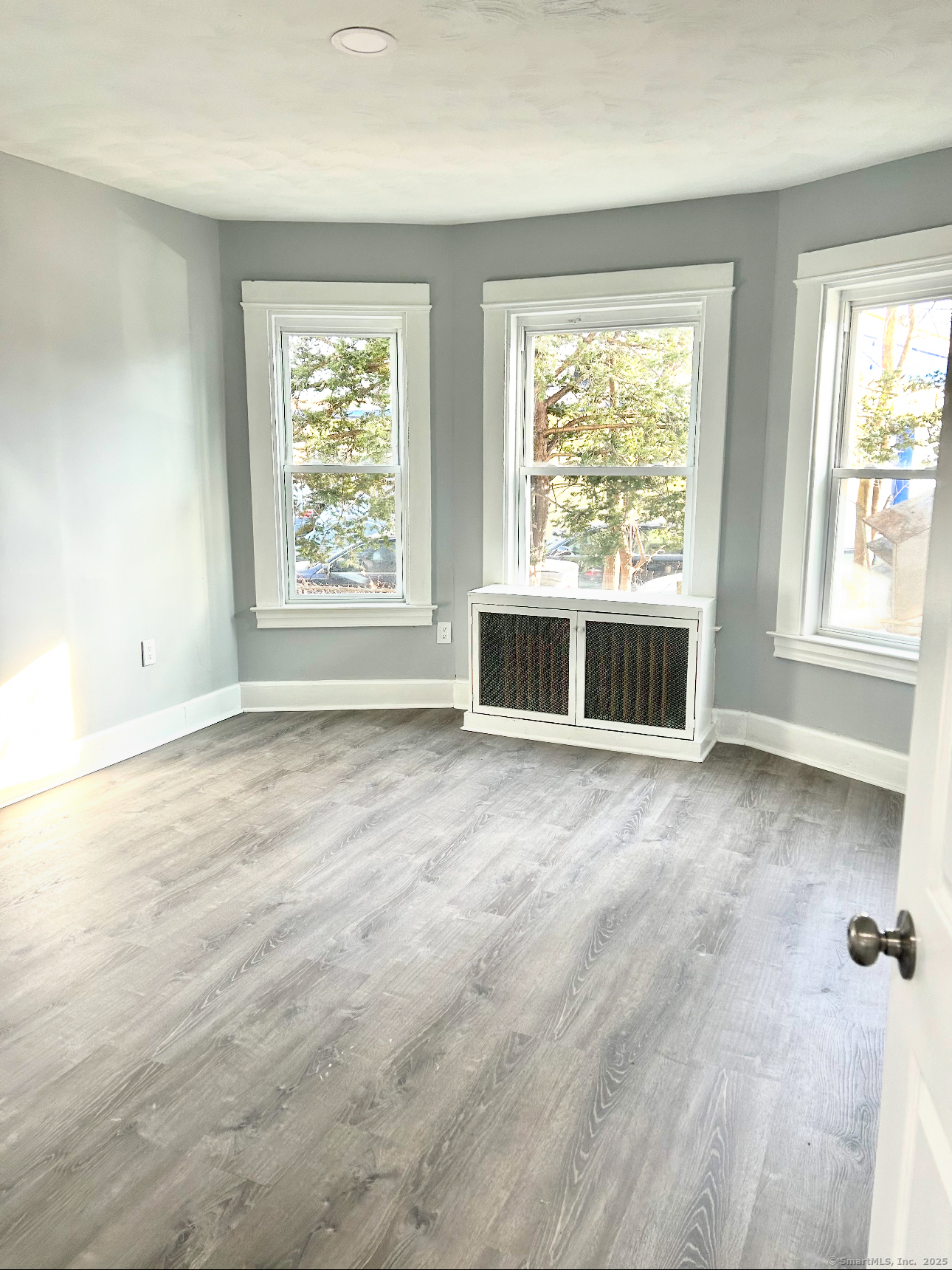 8-10 Prospect Avenue 1