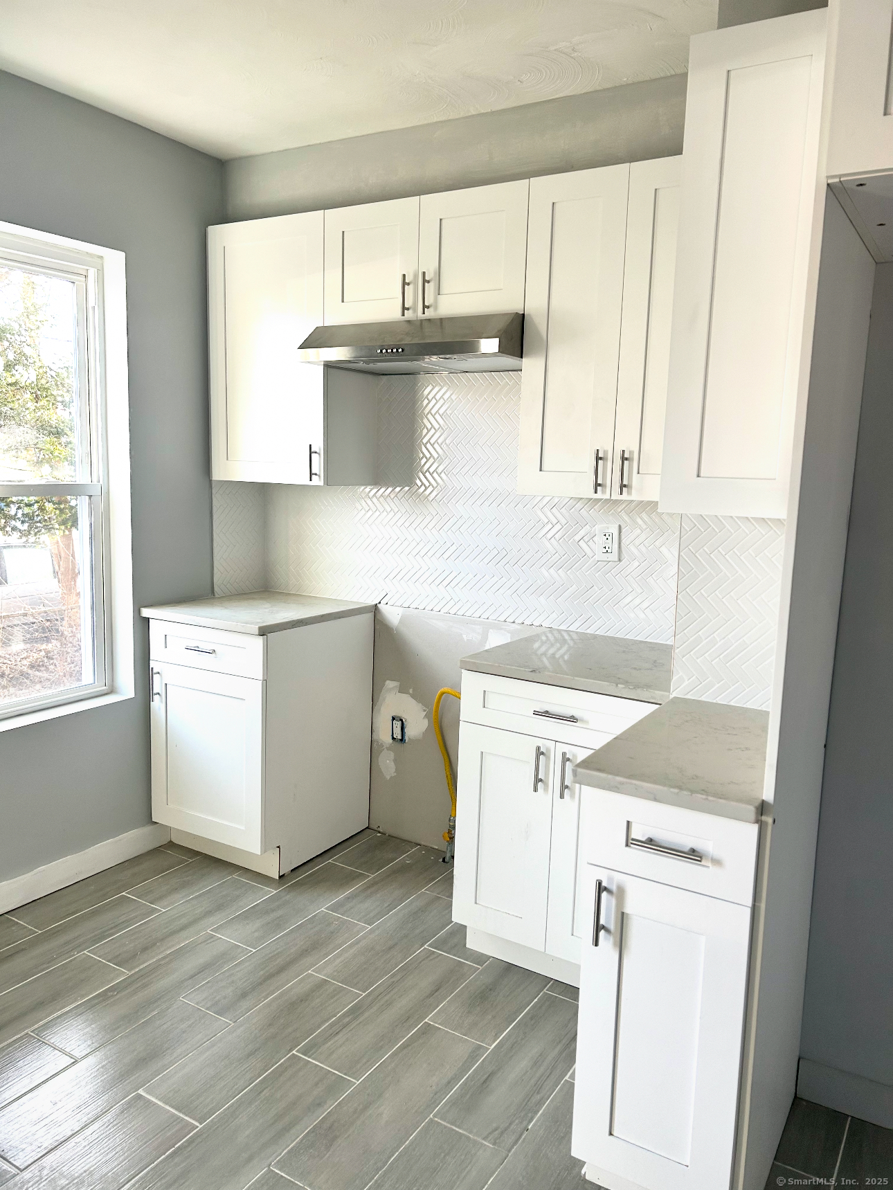 8-10 Prospect Avenue 1