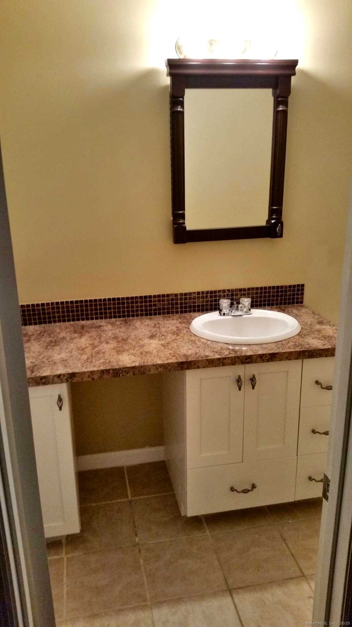 25 Judson Street APT C