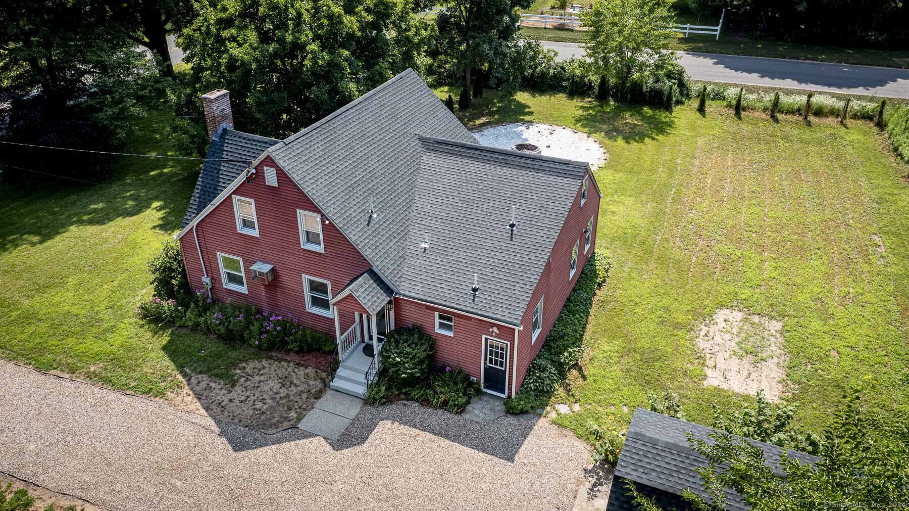 897 Shuttle Meadow Road