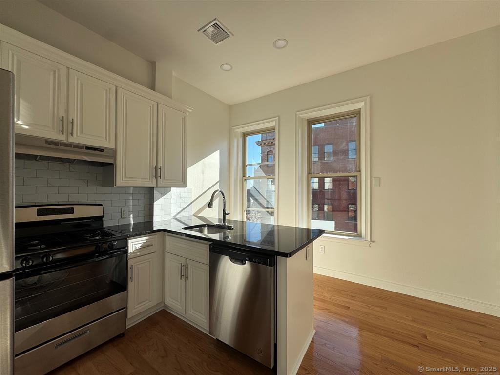 160 Main Street 5B