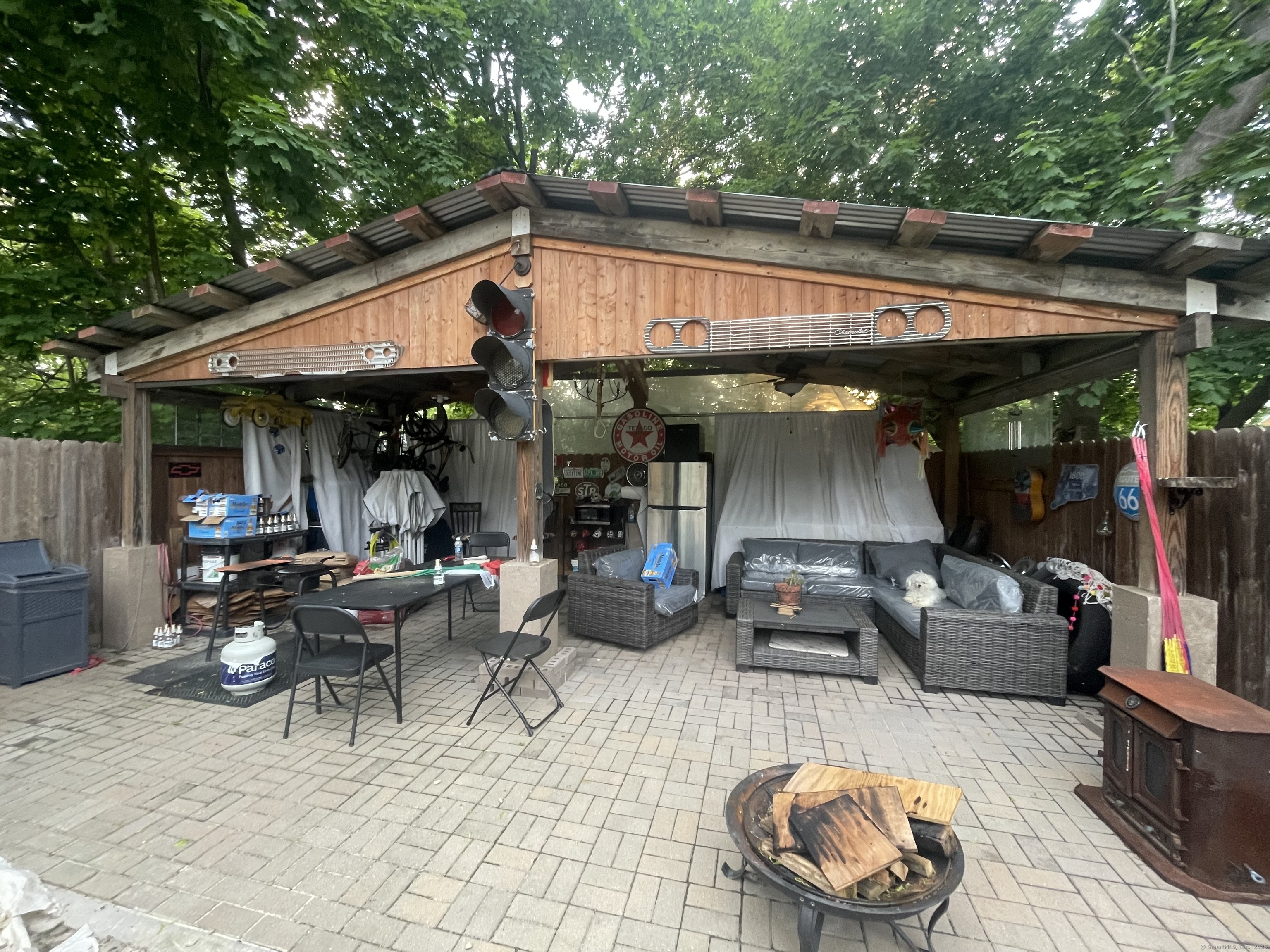 246 Sheffield Avenue