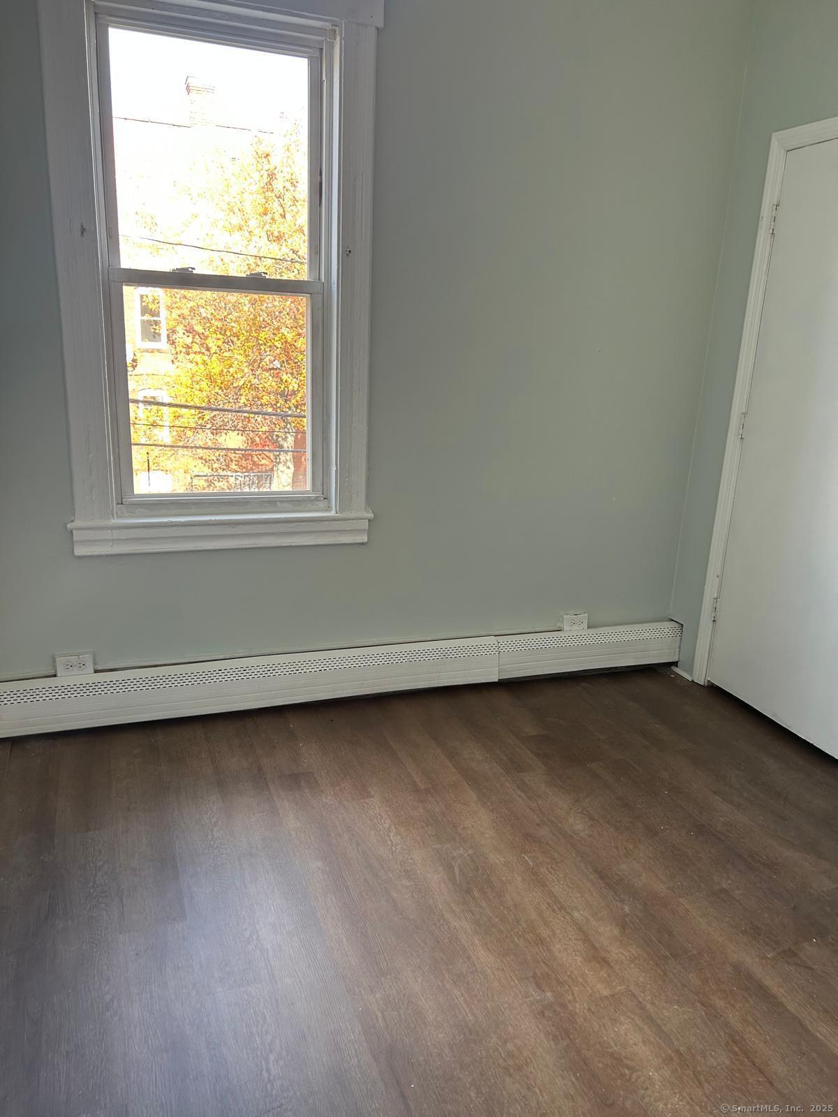 207 Hobart Street 3rd Floor