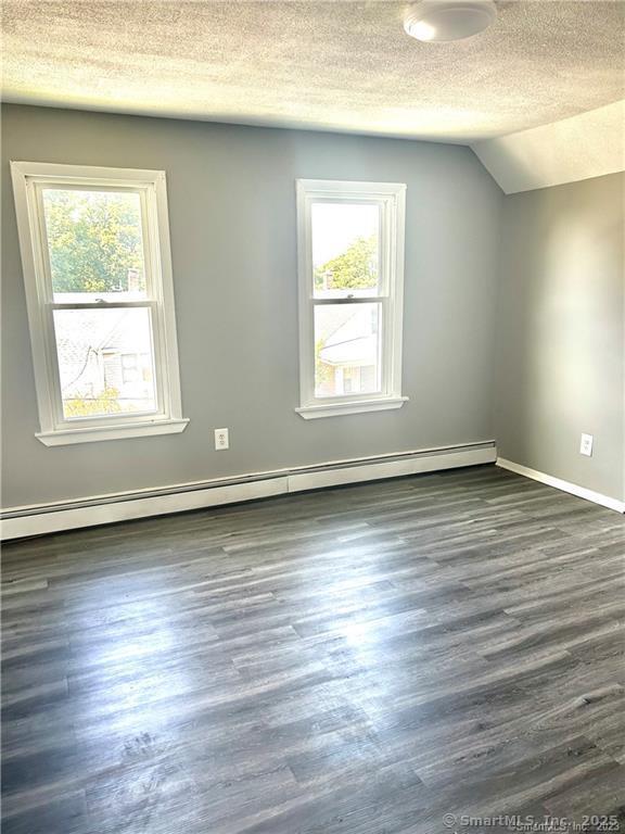 207 Hobart Street 3rd Floor