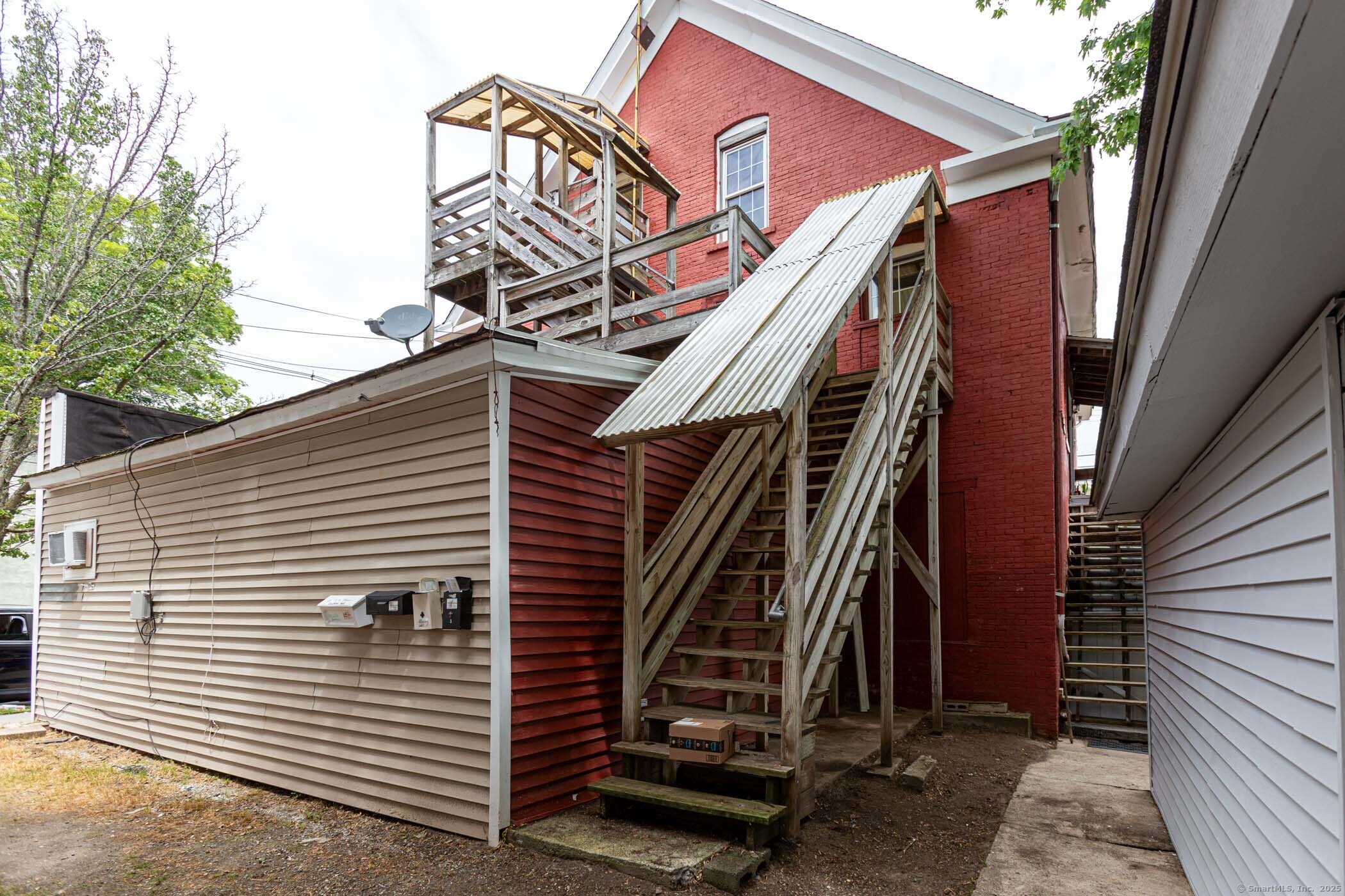 287 Central Avenue
