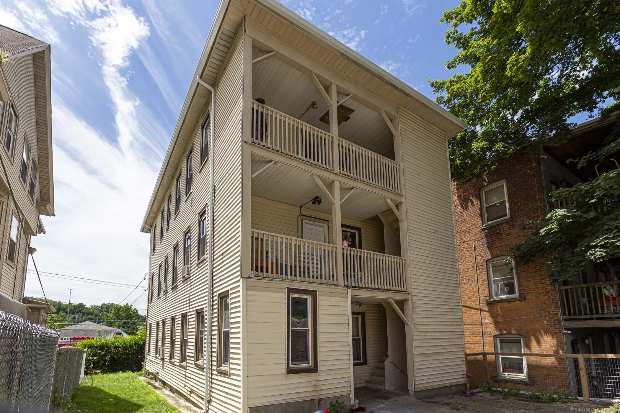 825 East Main Street