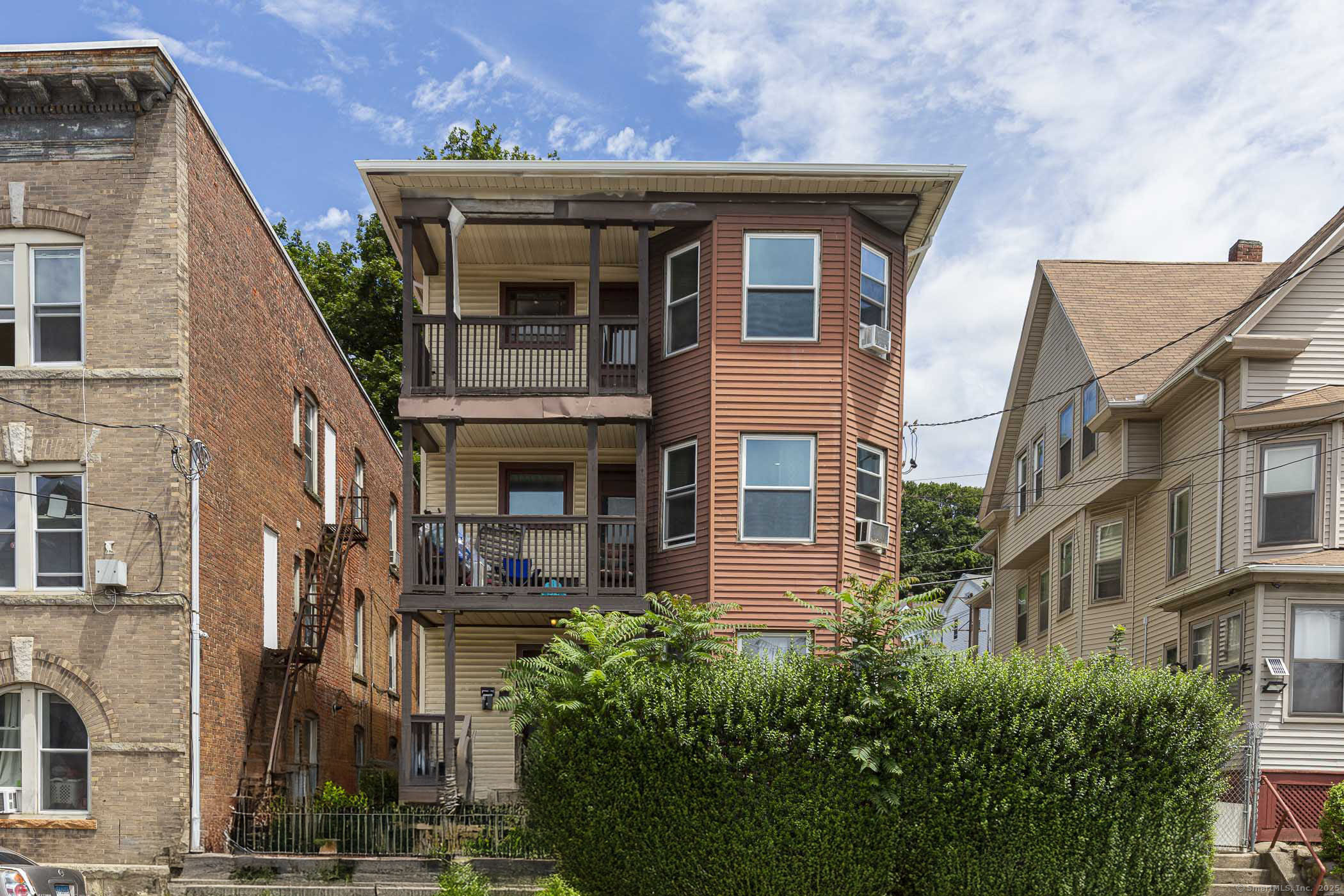 825 East Main Street