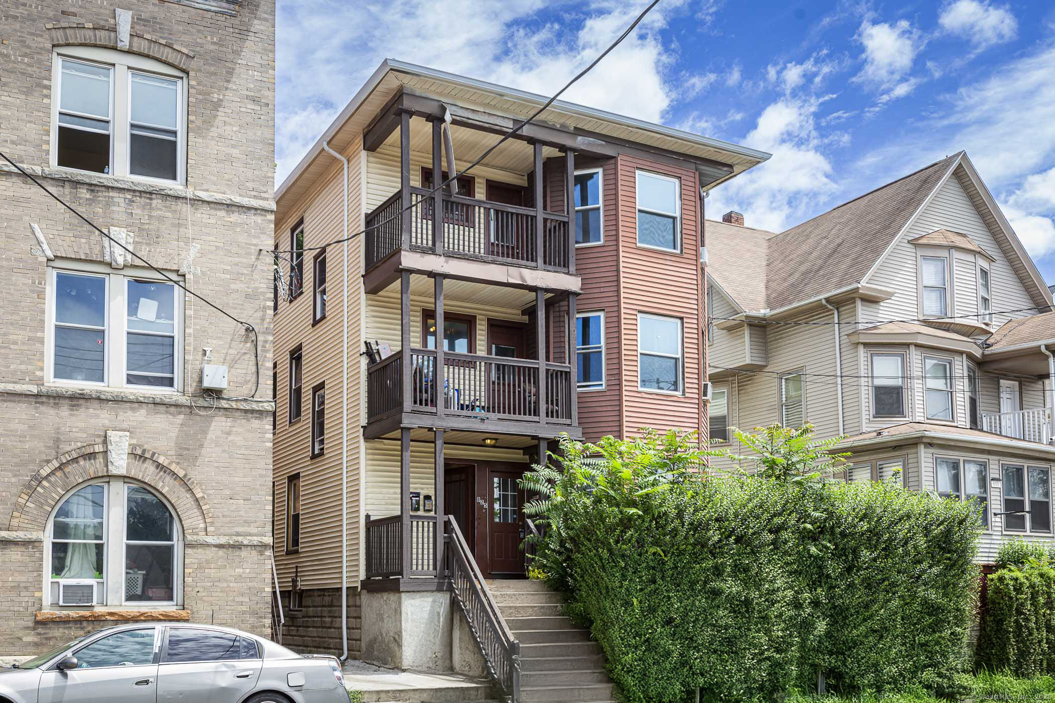 825 East Main Street