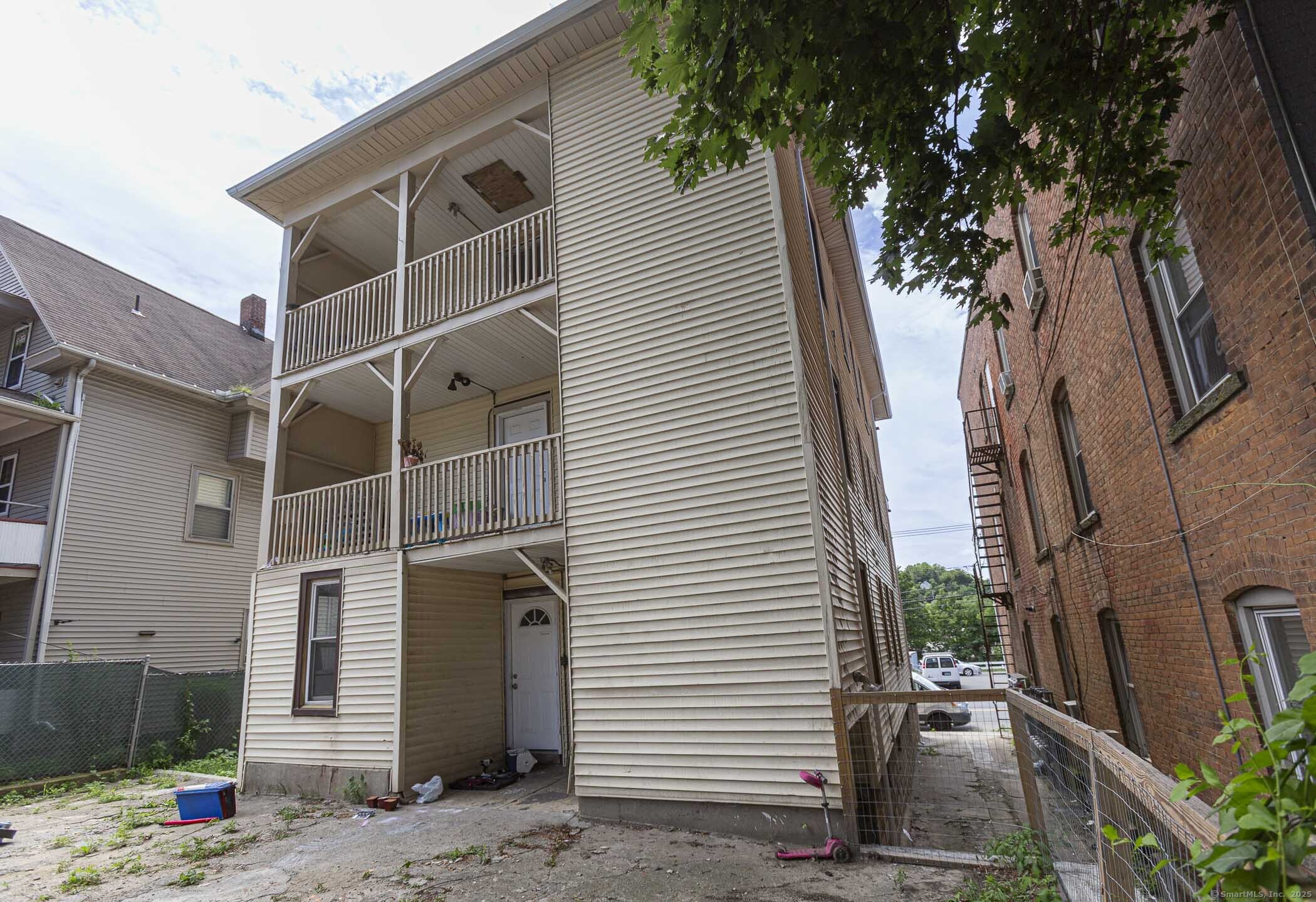 825 East Main Street