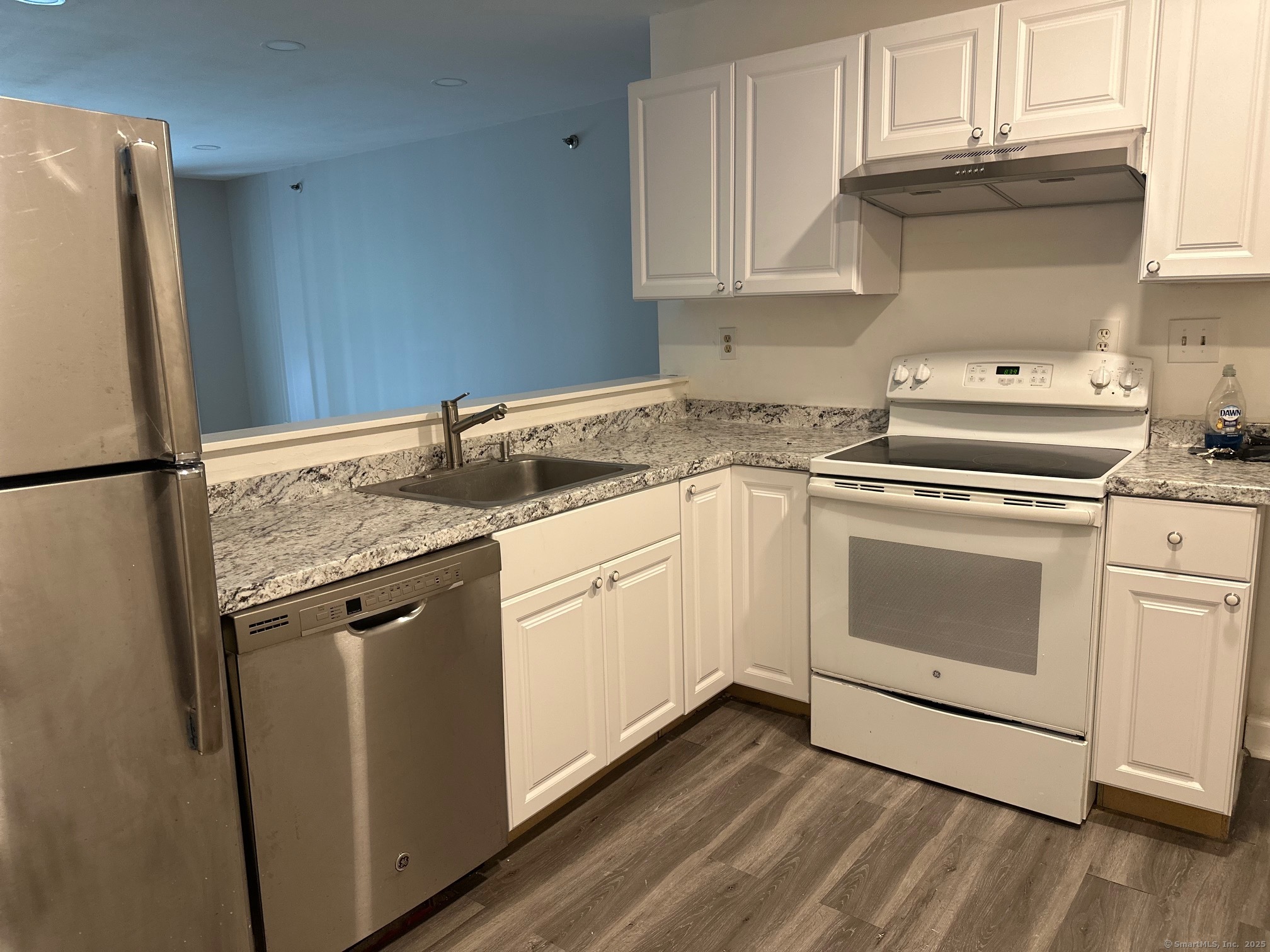 980 Lindley Street 401H