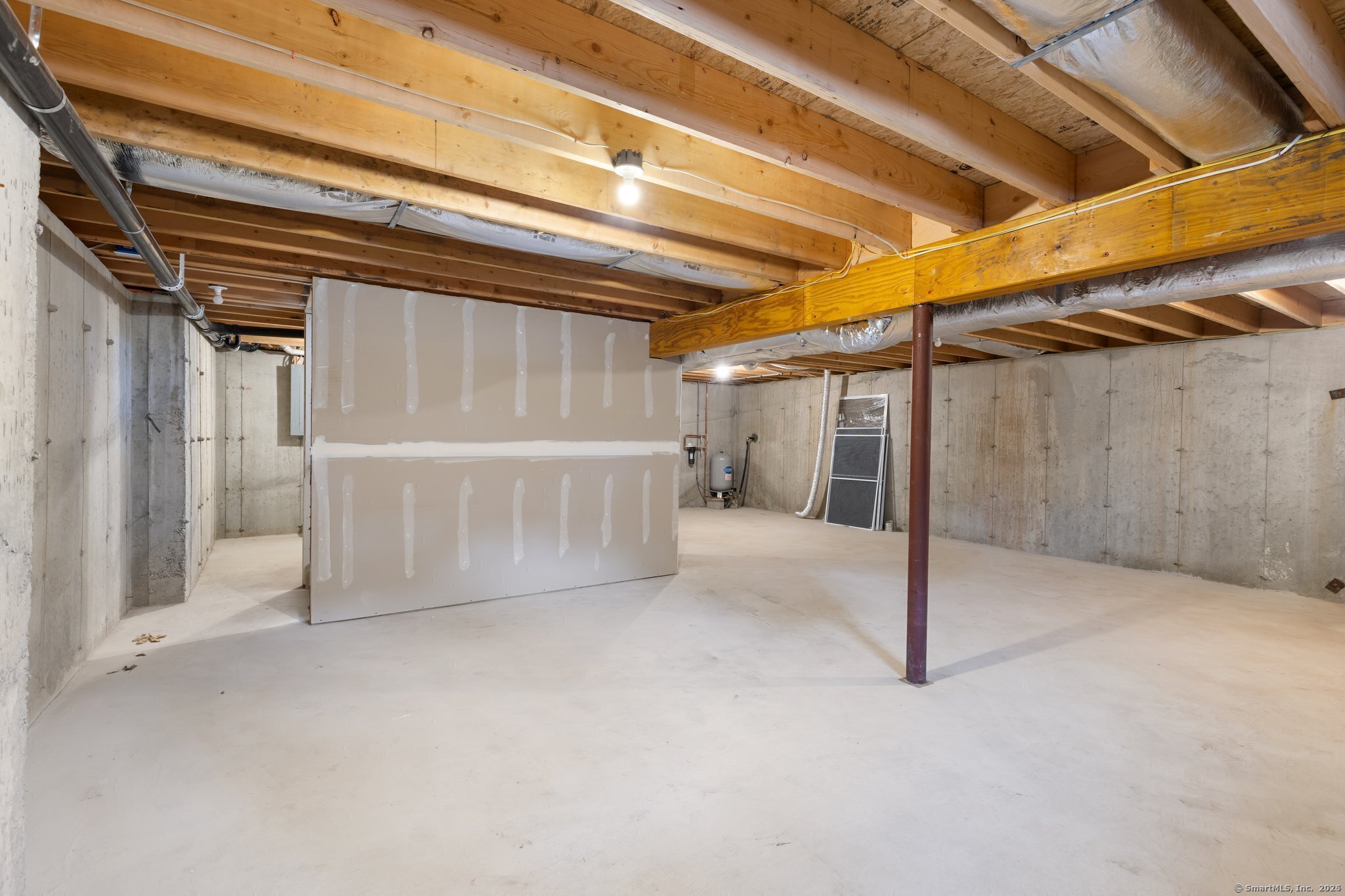807 Pucker Street