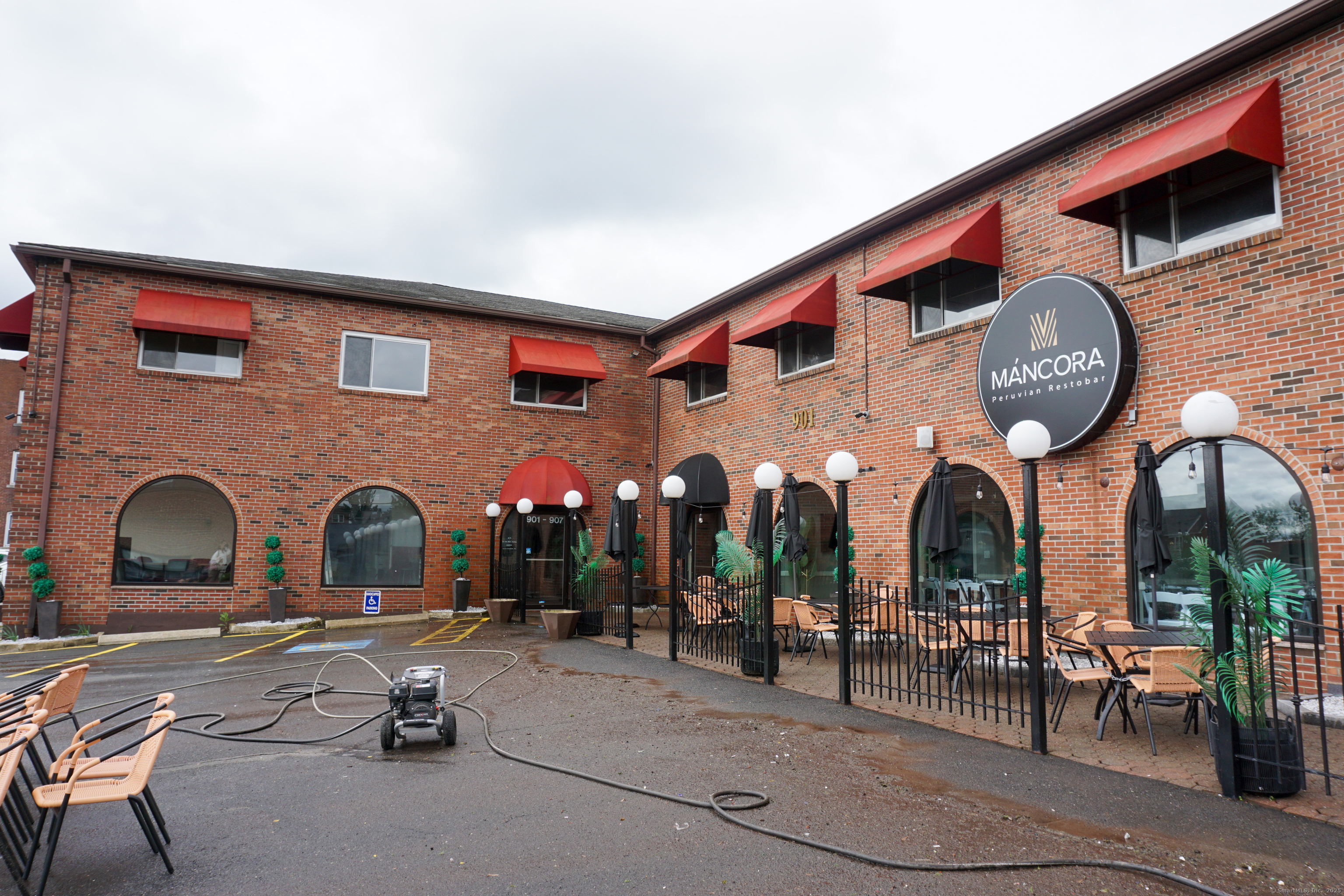 901 Wethersfield Avenue