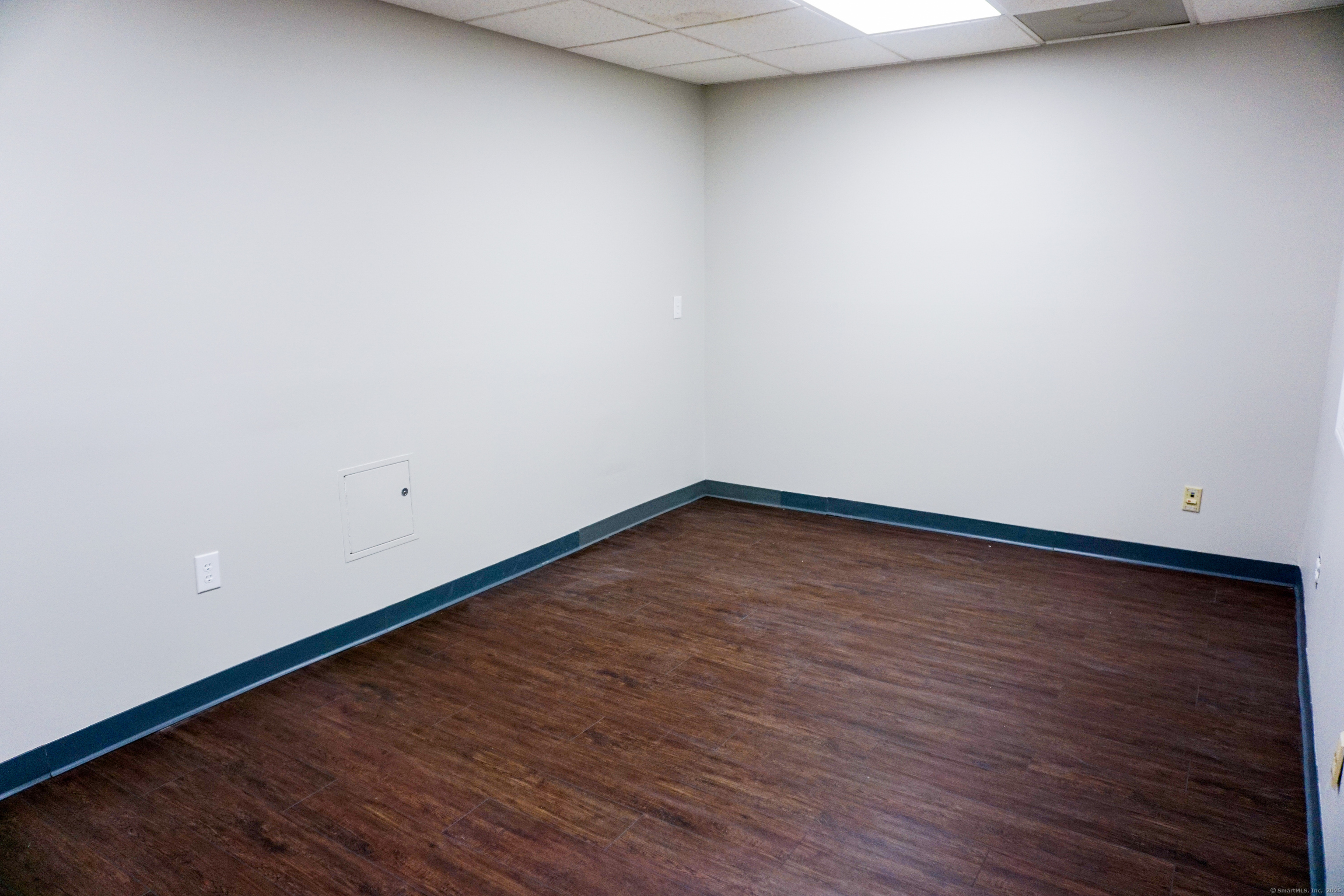 901 Wethersfield Avenue Office 3, 2nd FL