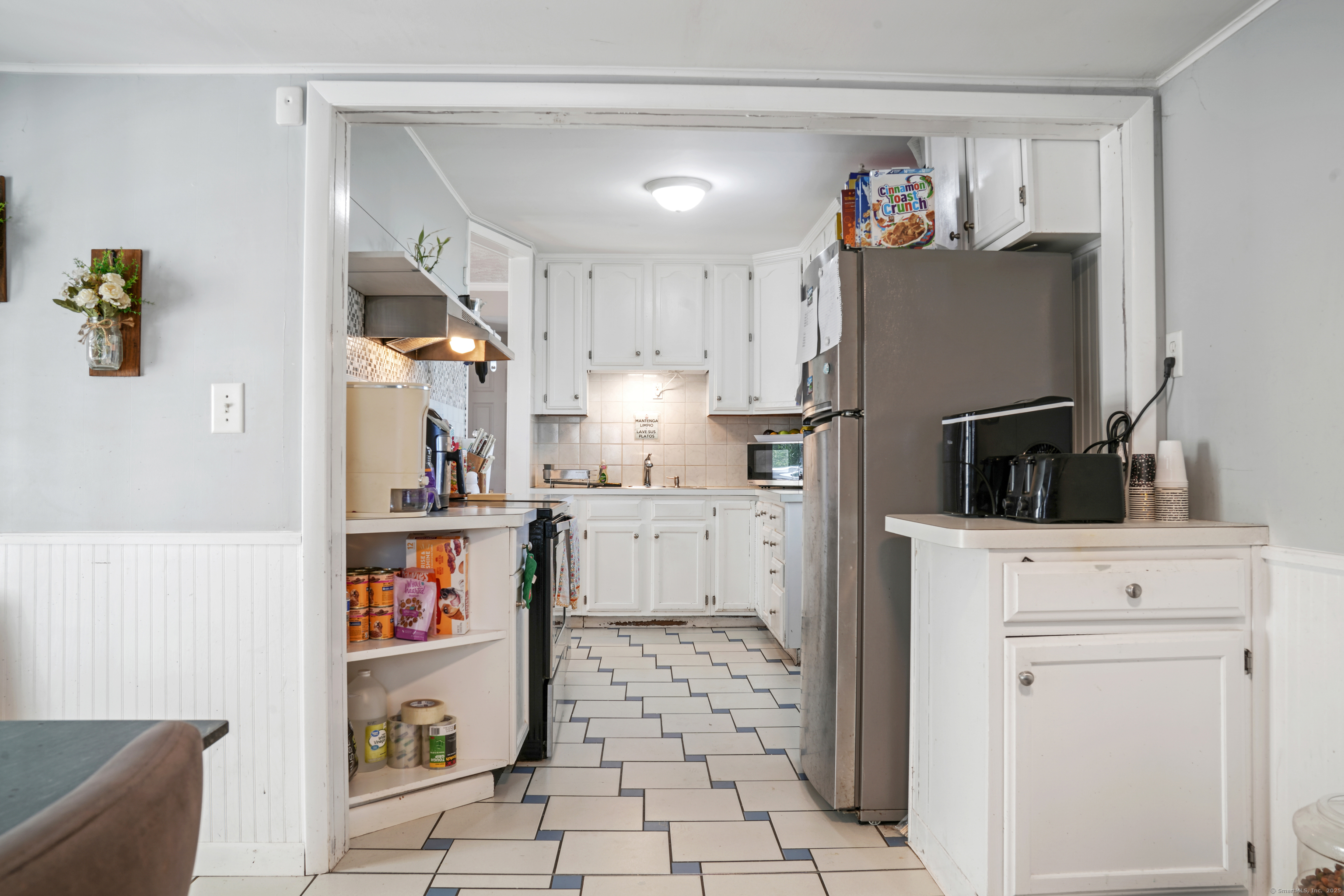 84 aka 66 John Street