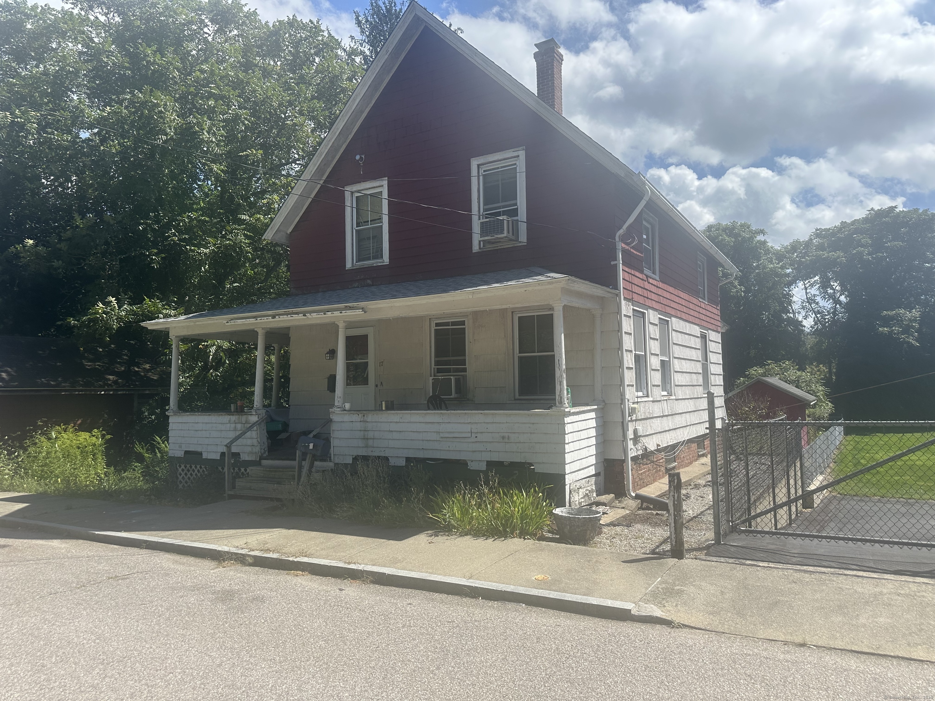 17 Daniel Street