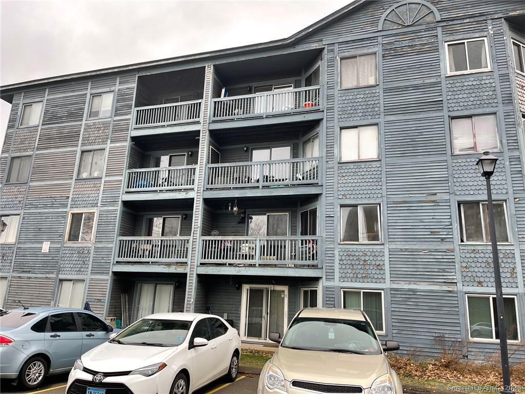 300 Eastern Street APT 4C